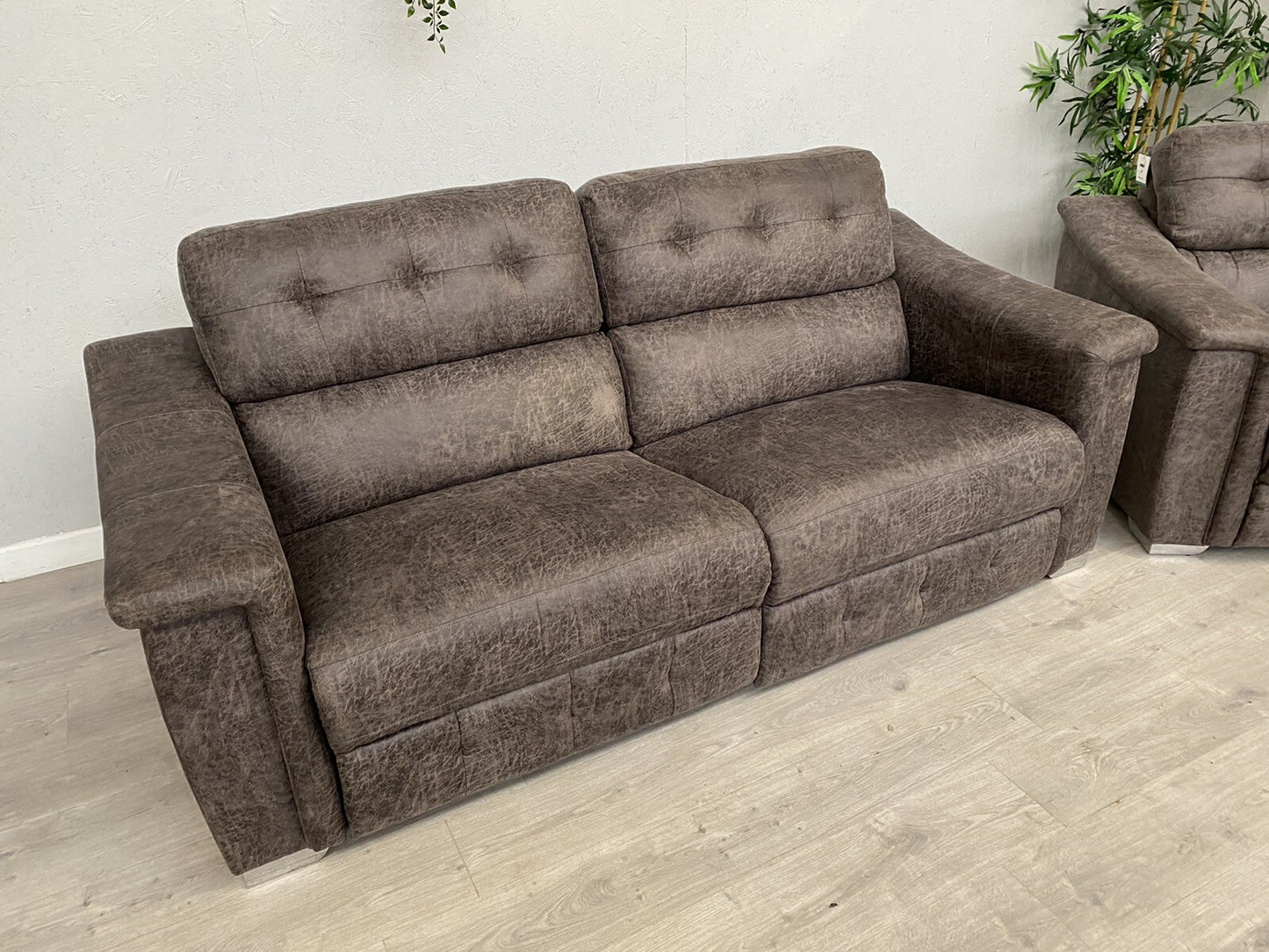 DFS - La-Z-Boy HOLLYWOOD Fabric 3 Seater Manual Recliner Sofa + Cuddler Armchair