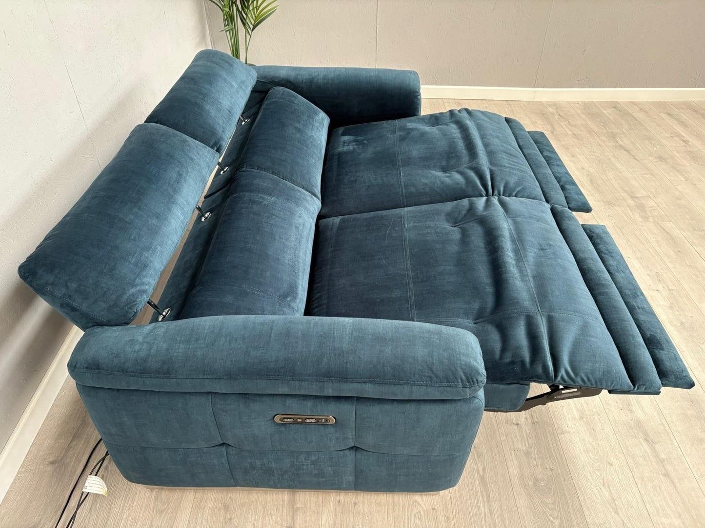 Furniture Village MOET Fabric Power Recliner 3 Seater Sofa - RRP £1,995