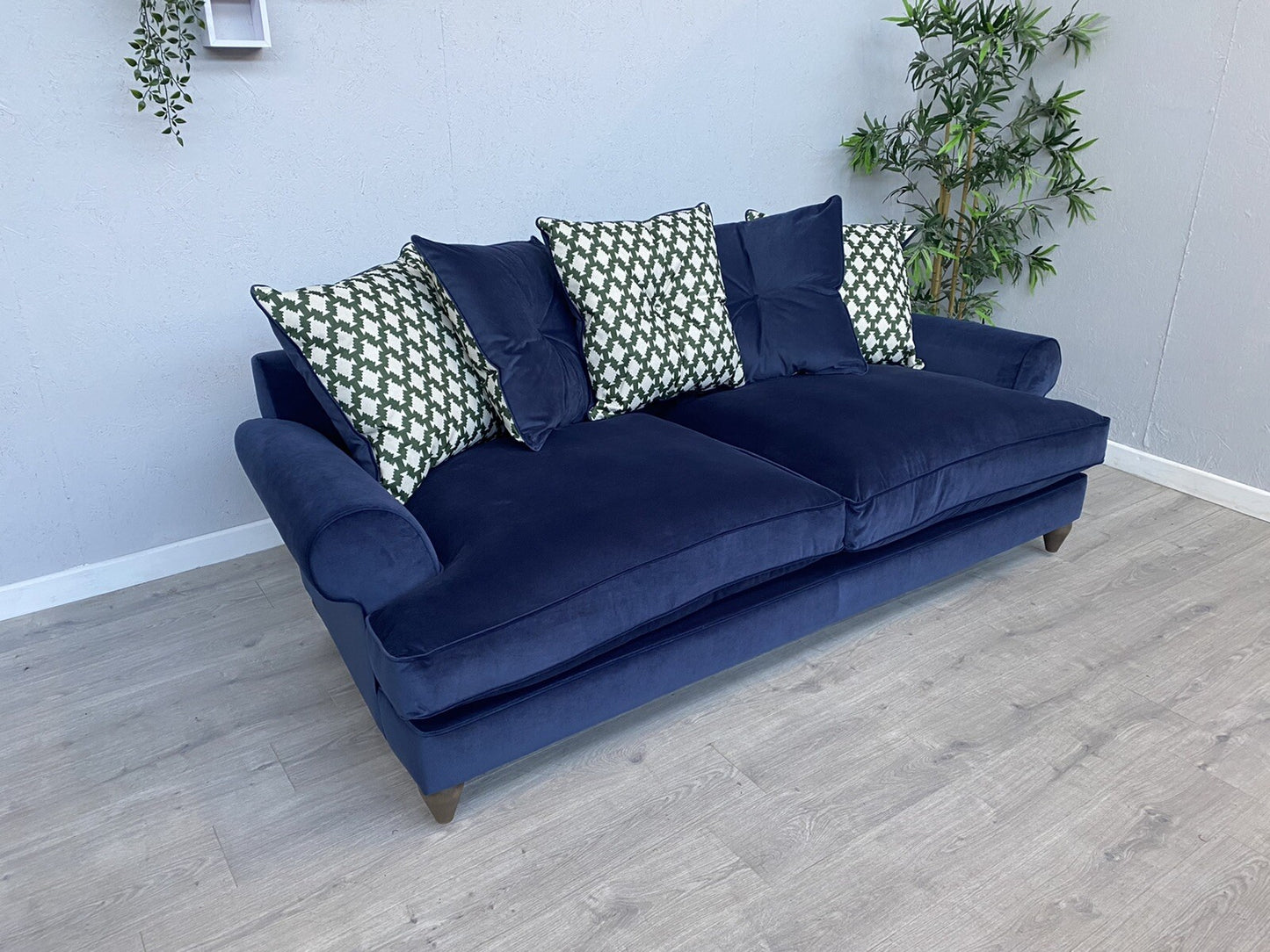 F.V. The Lounge Co. BRONWYN Fabric 4 Seater Scatter Back Sofa - RRP £1,995