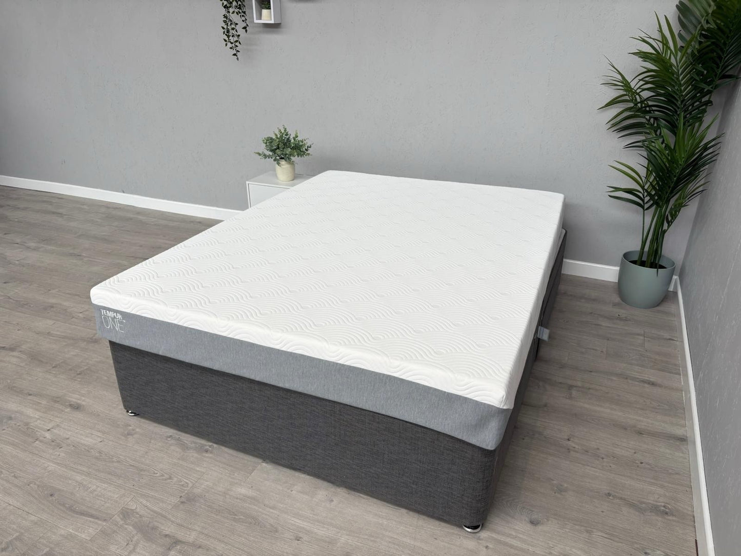 Tempur ONE 5ft Kingsize Mattress, Medium - RRP £1,499