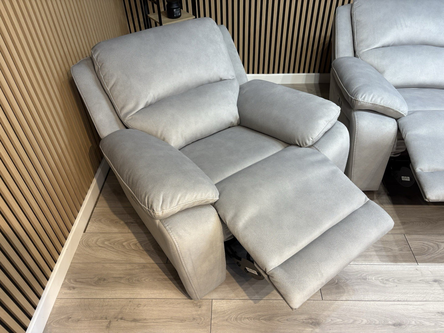 ScS SPENCER Fabric 3 + 2 Seater Sofas + Armchair, Power Recliners - RRP £3,897