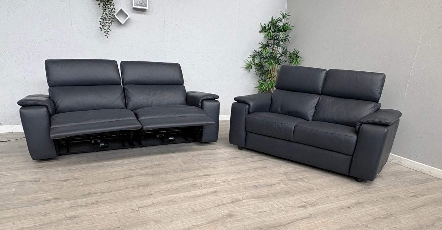 F. Village Nicoletti DAVIDE Leather 3 + 2 Seater Sofas, Power Recliner RRP £5240