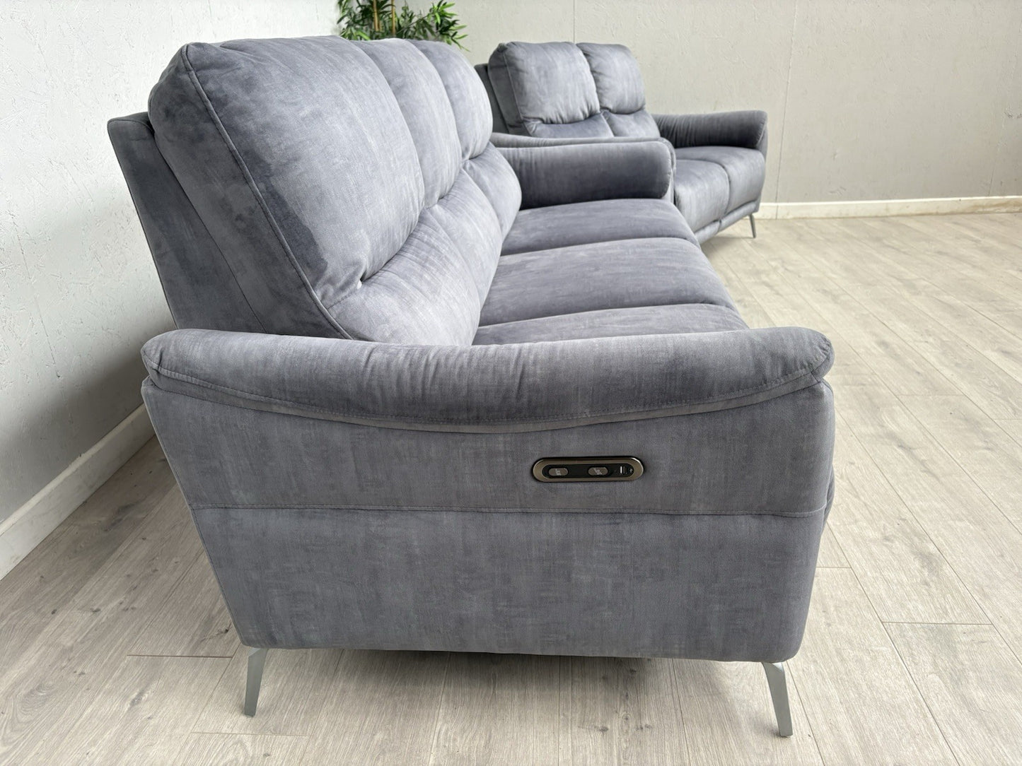 F. Village DAYTONA Fabric 3 + 2 Seater Sofa Set, Power Recliner - RRP £2,490