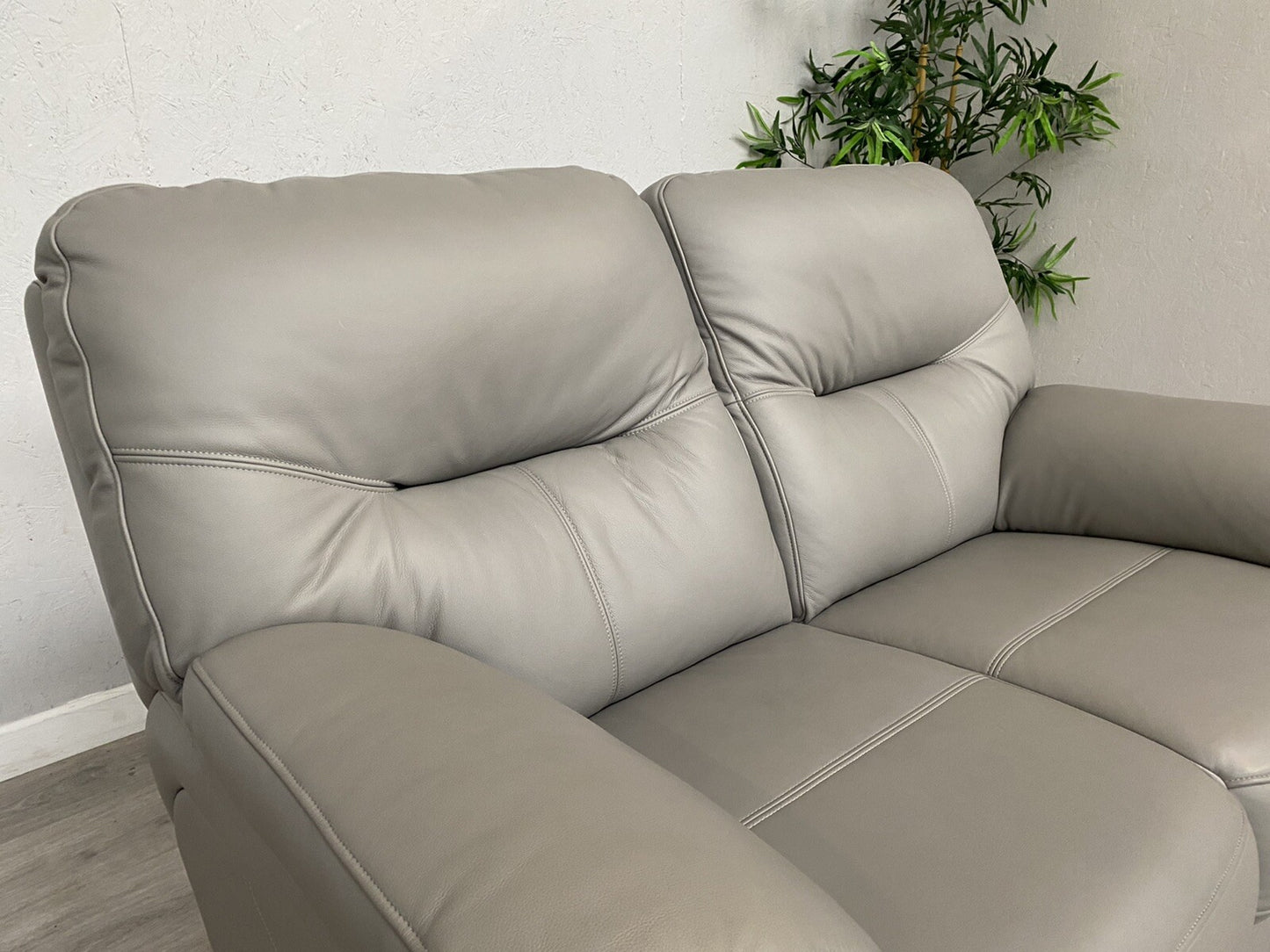 F. Village. G Plan - SEATTLE Leather 2 Seater Sofa, Cambridge Grey, RRP £3,270