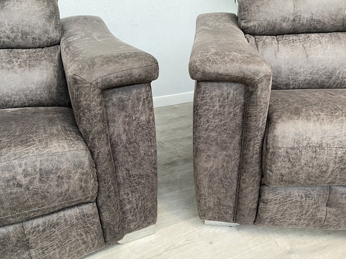 DFS - La-Z-Boy HOLLYWOOD Fabric 3 Seater Manual Recliner Sofa + Cuddler Armchair