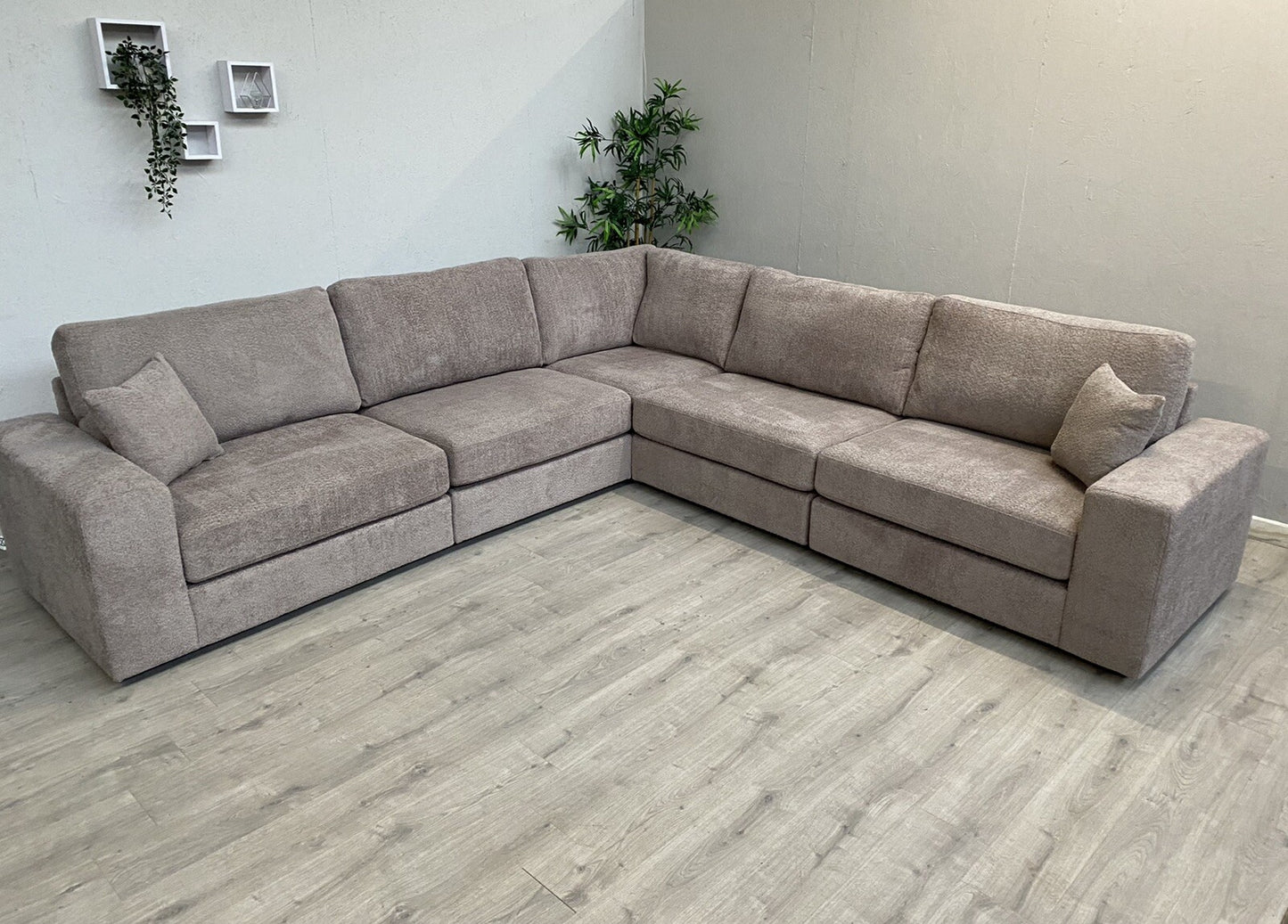 Westbridge FREDDIE Premium Fabric Large 2 Corner 2 Sofa - RRP £3,499