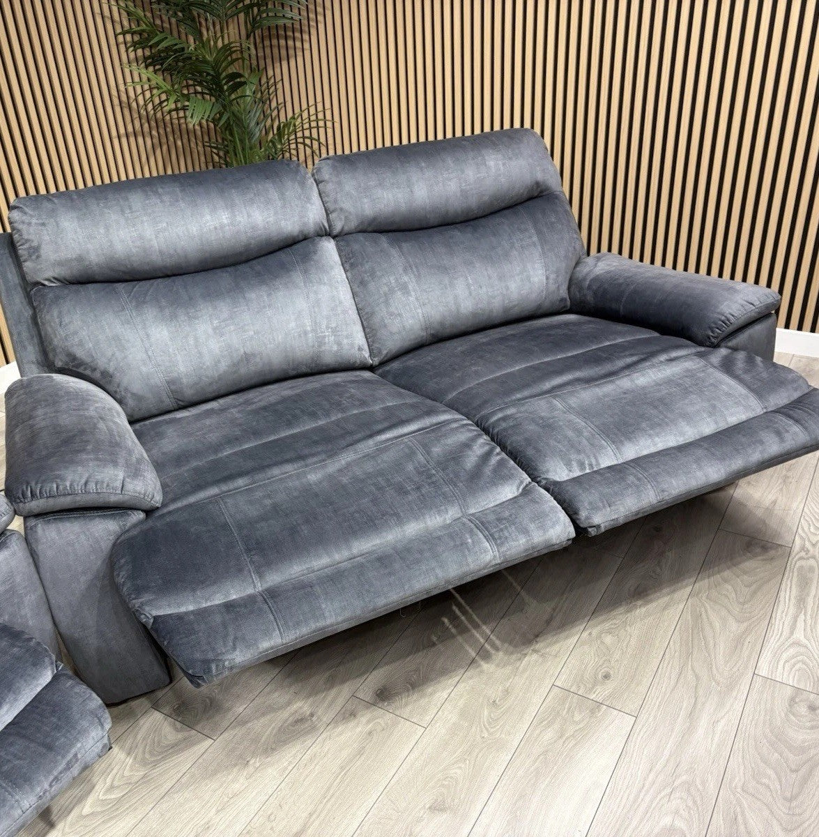 Furniture Village SLOANE Fabric 3 Seater Power Recliner Sofa - RRP £1,095