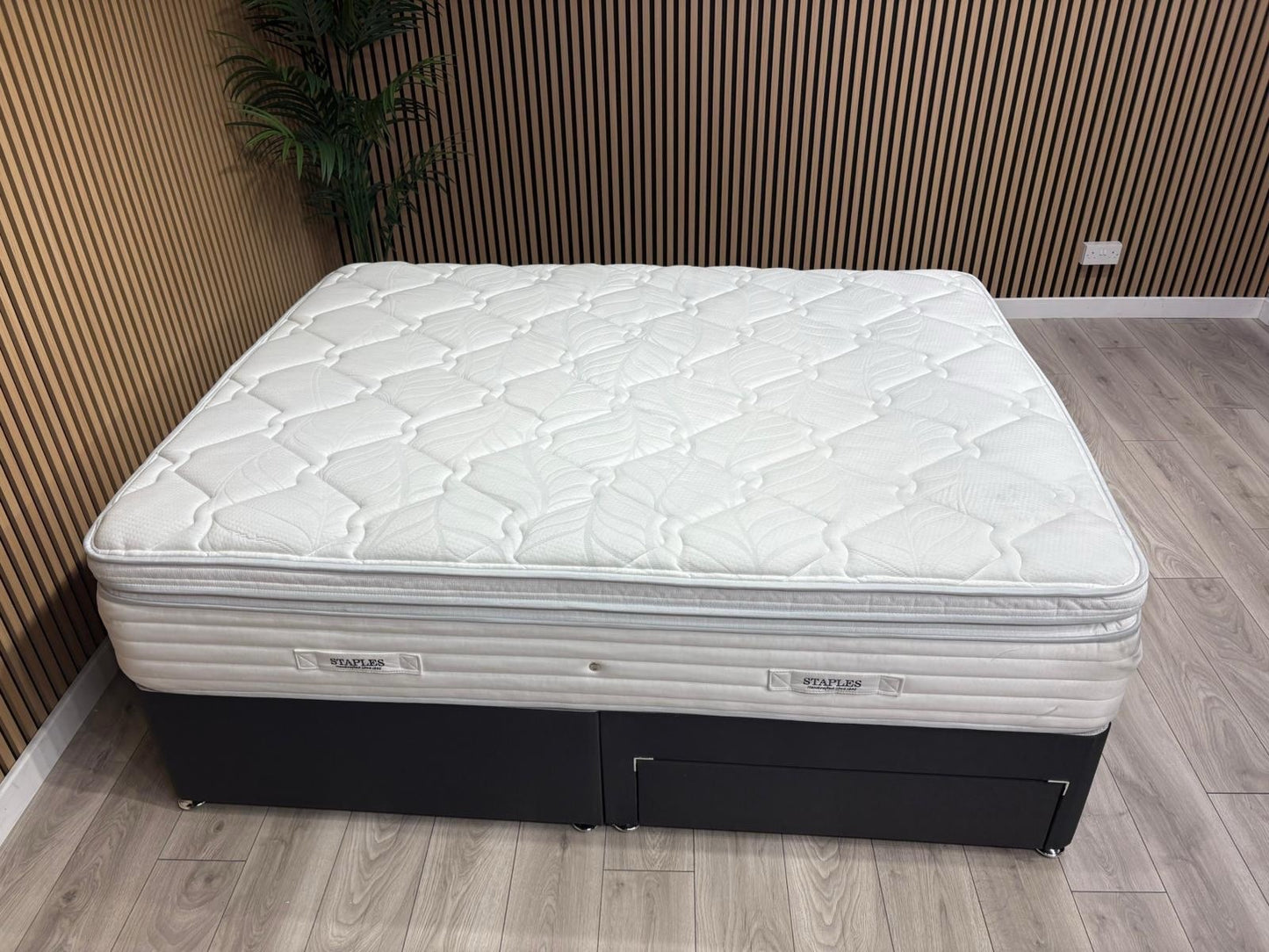 Staples and Co Eco Revitalise Pocket 3800 Mattress, 6ft Superking - RRP £1,899
