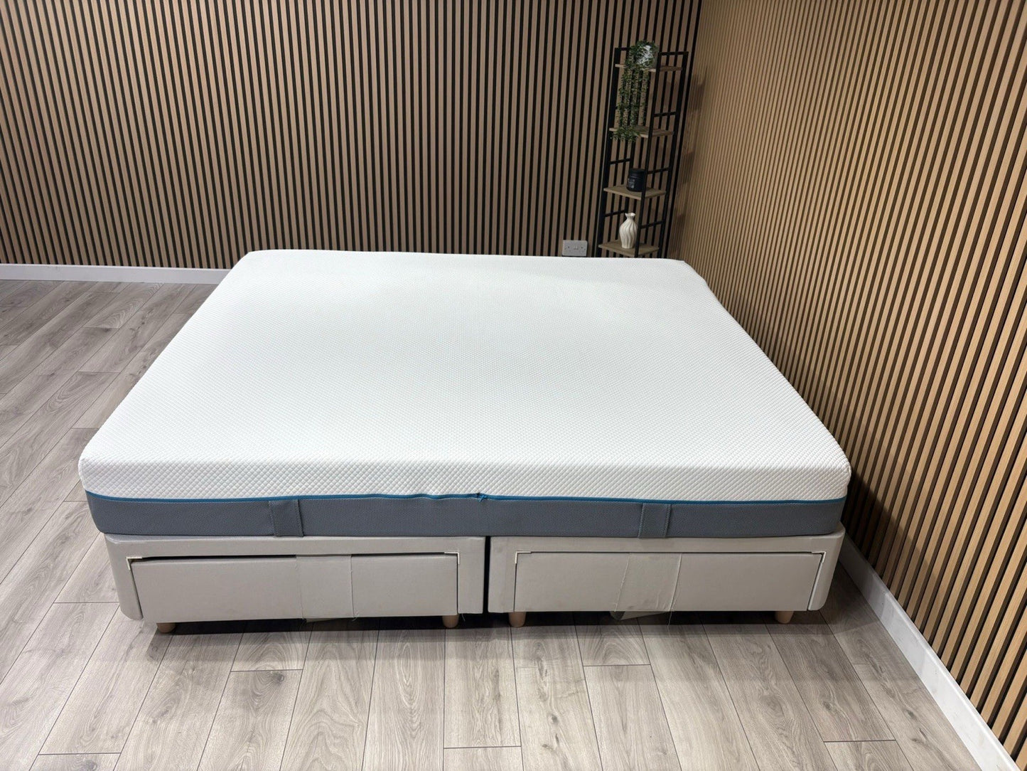 SIMBA Hybrid Essential 6ft Superking Mattress - RRP £999