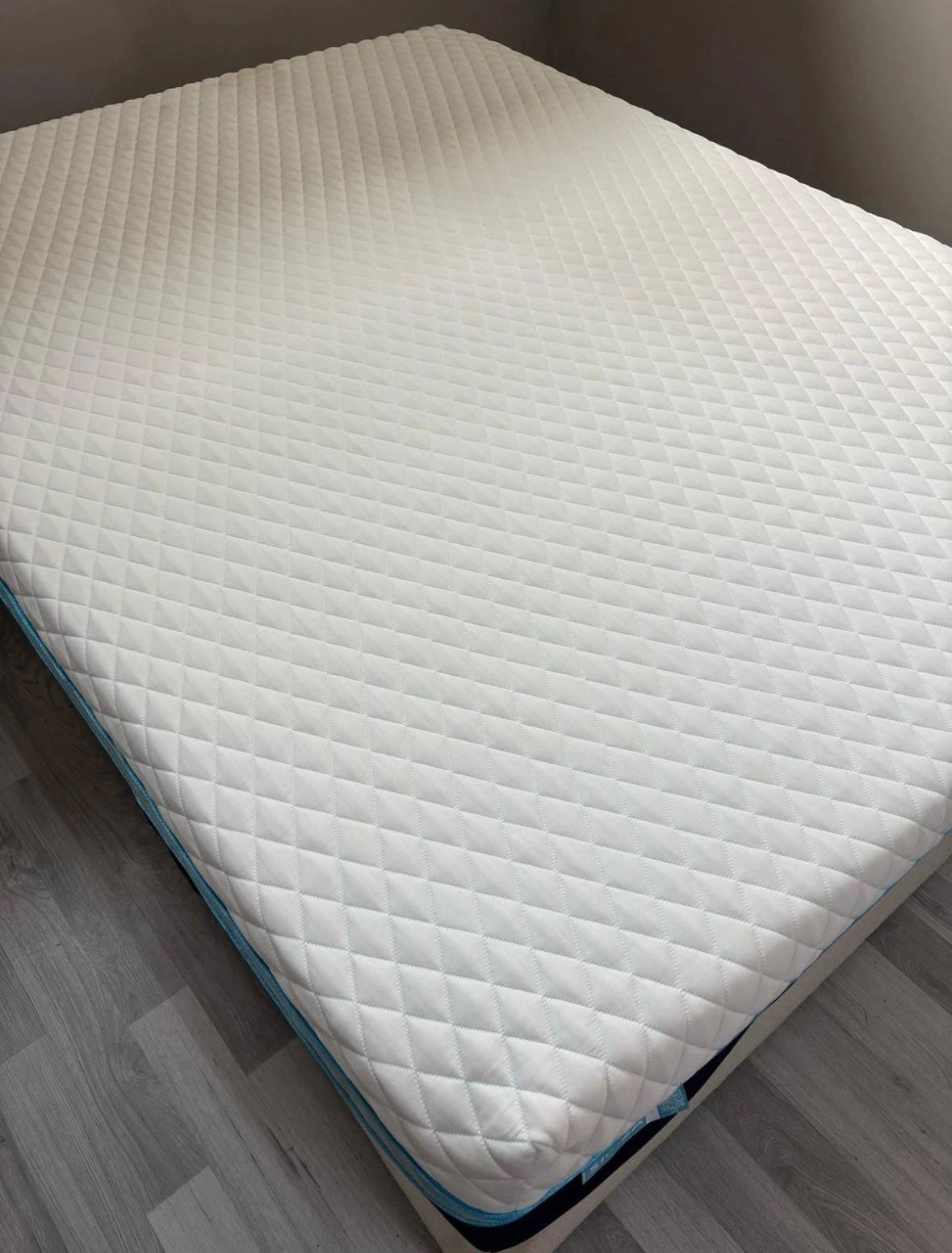 SIMBA Hybrid LUXE New Style 4ft 6 Double Mattress - RRP £1,699