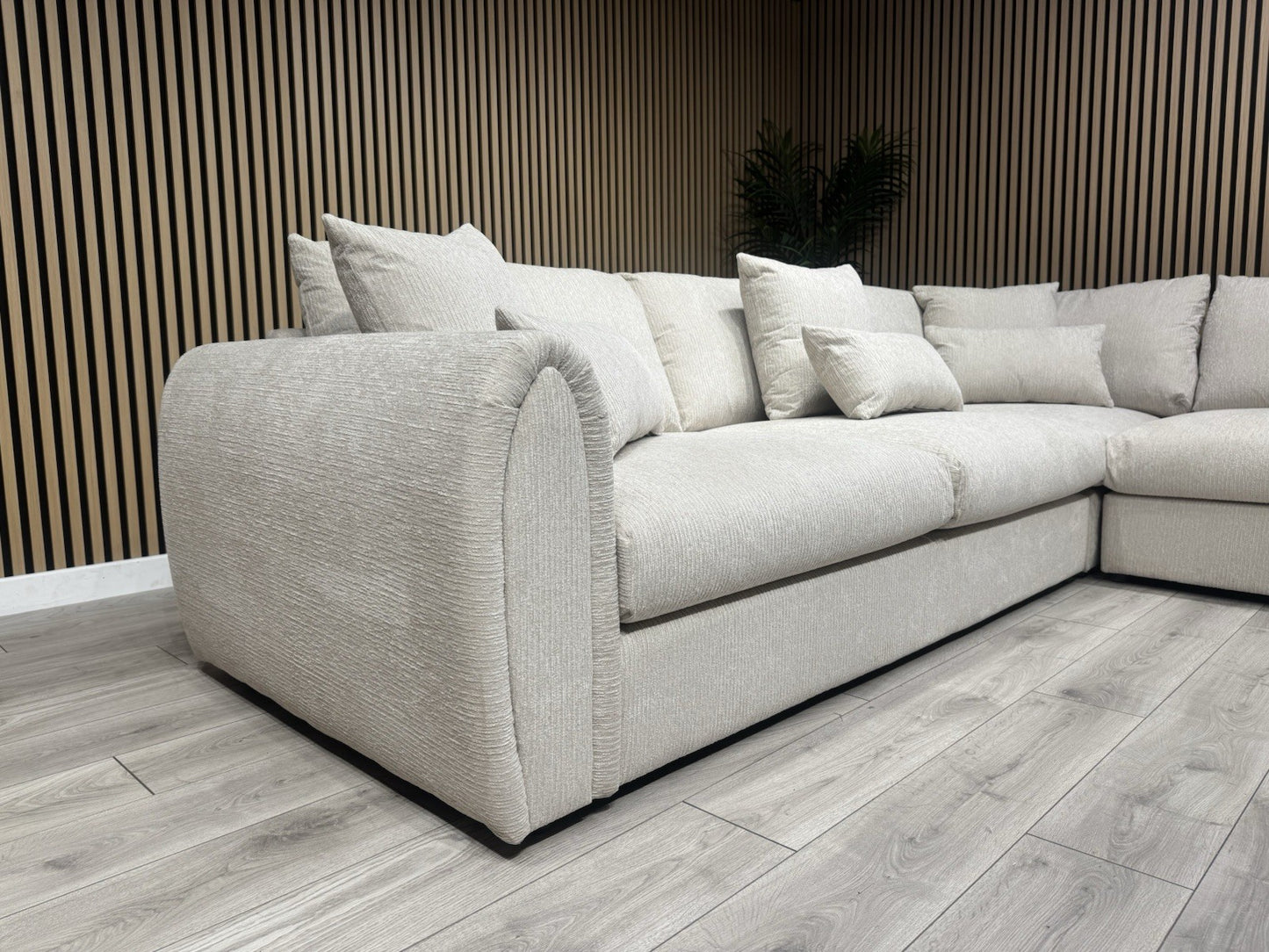 Sofology MARBLE ARCH Style Fabric RHF Corner Sofa, Cream - RRP £3,599