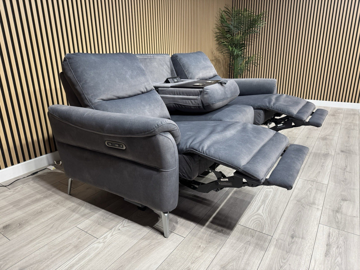 F. Village DAYTONA Fabric 3 Seater Power Recliner Bluetooth Sofa - RRP £1,695