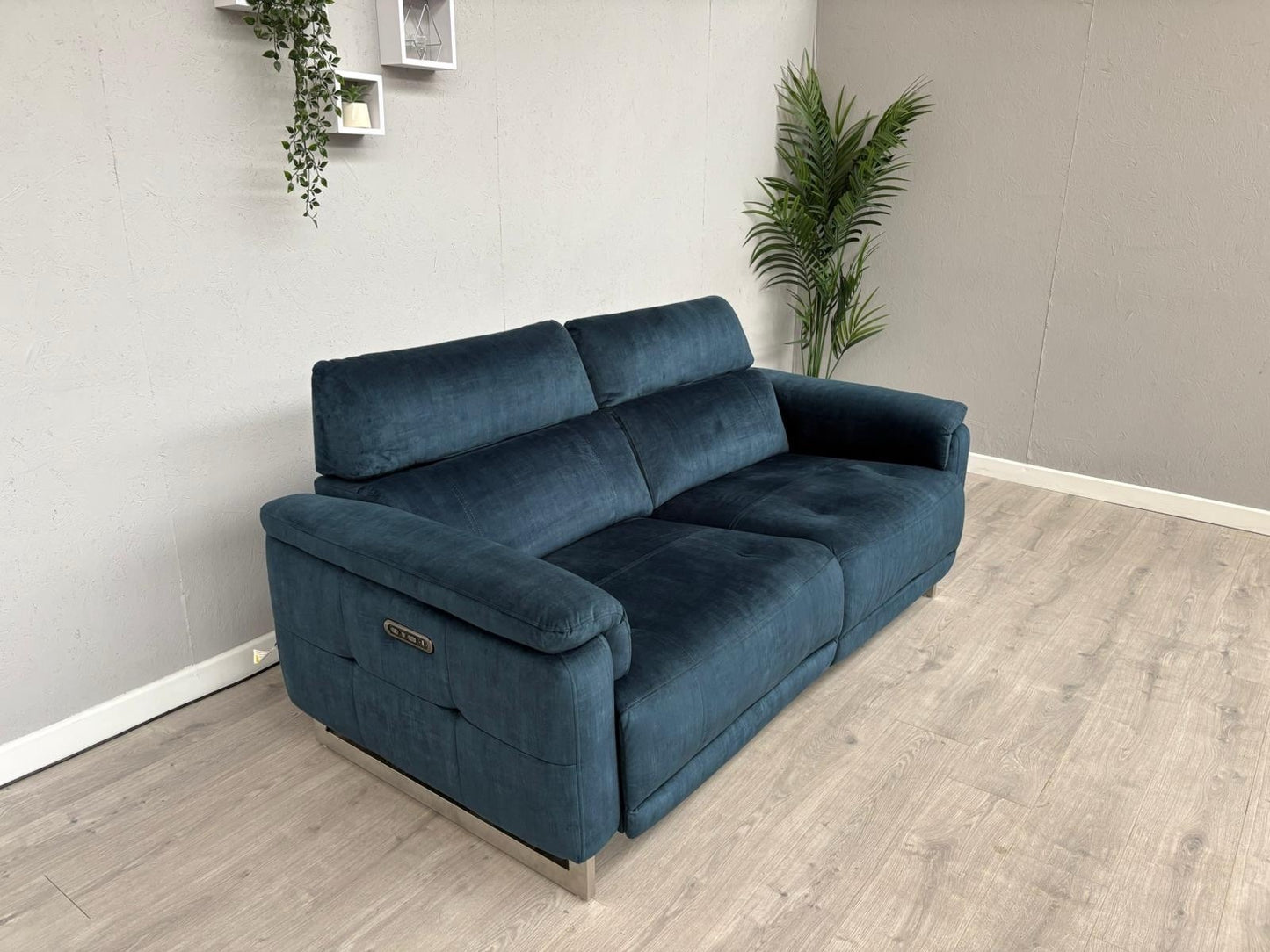 Furniture Village MOET Fabric Power Recliner 3 Seater Sofa - RRP £1,995