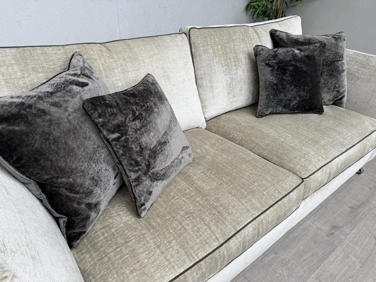 Parker Knoll Victoria Park 3 Seater Sofa Modern Classics RRP £3095
