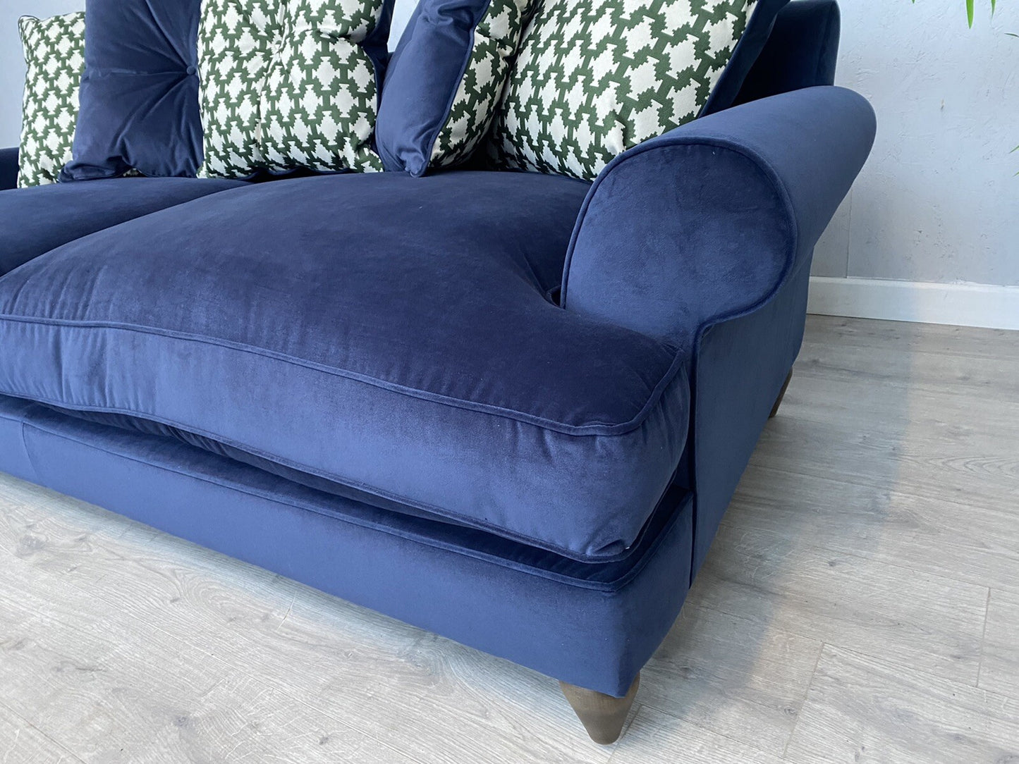 F.V. The Lounge Co. BRONWYN Fabric 4 Seater Scatter Back Sofa - RRP £1,995