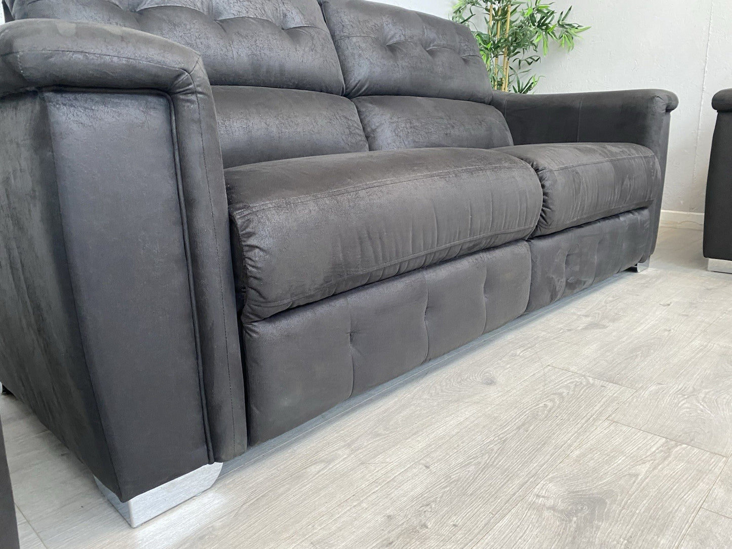 DFS - La-Z-Boy NEW HOLLYWOOD Fabric 3 + 2 Seater Sofas + Cuddler Armchair, Power