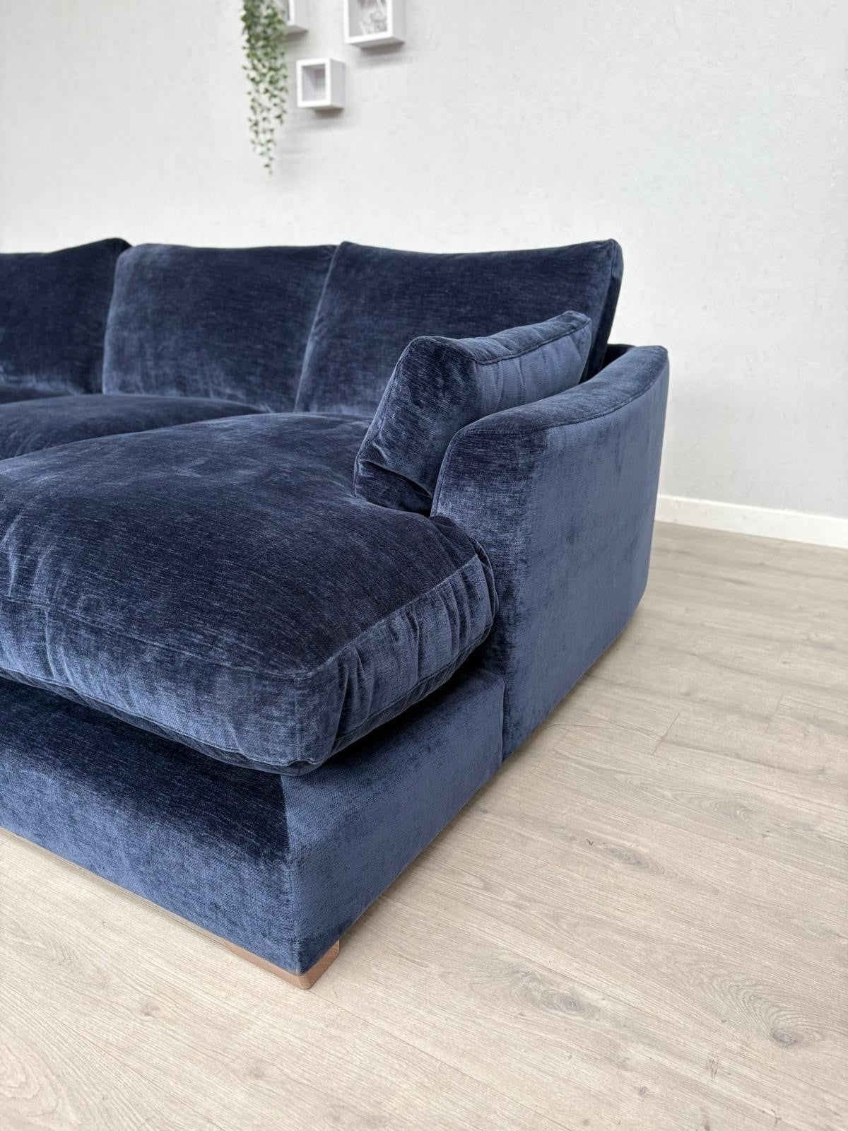 Westbridge PARKER / Sofology CAVALLI Style Fabric Chaise Corner Sofa - RRP £4999