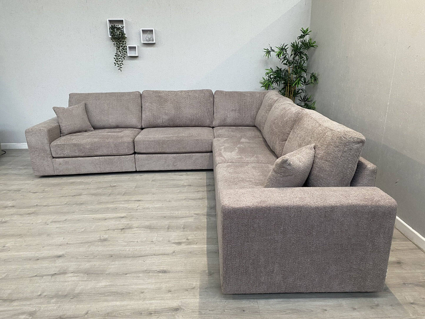 Westbridge FREDDIE Premium Fabric Large 2 Corner 2 Sofa - RRP £3,499