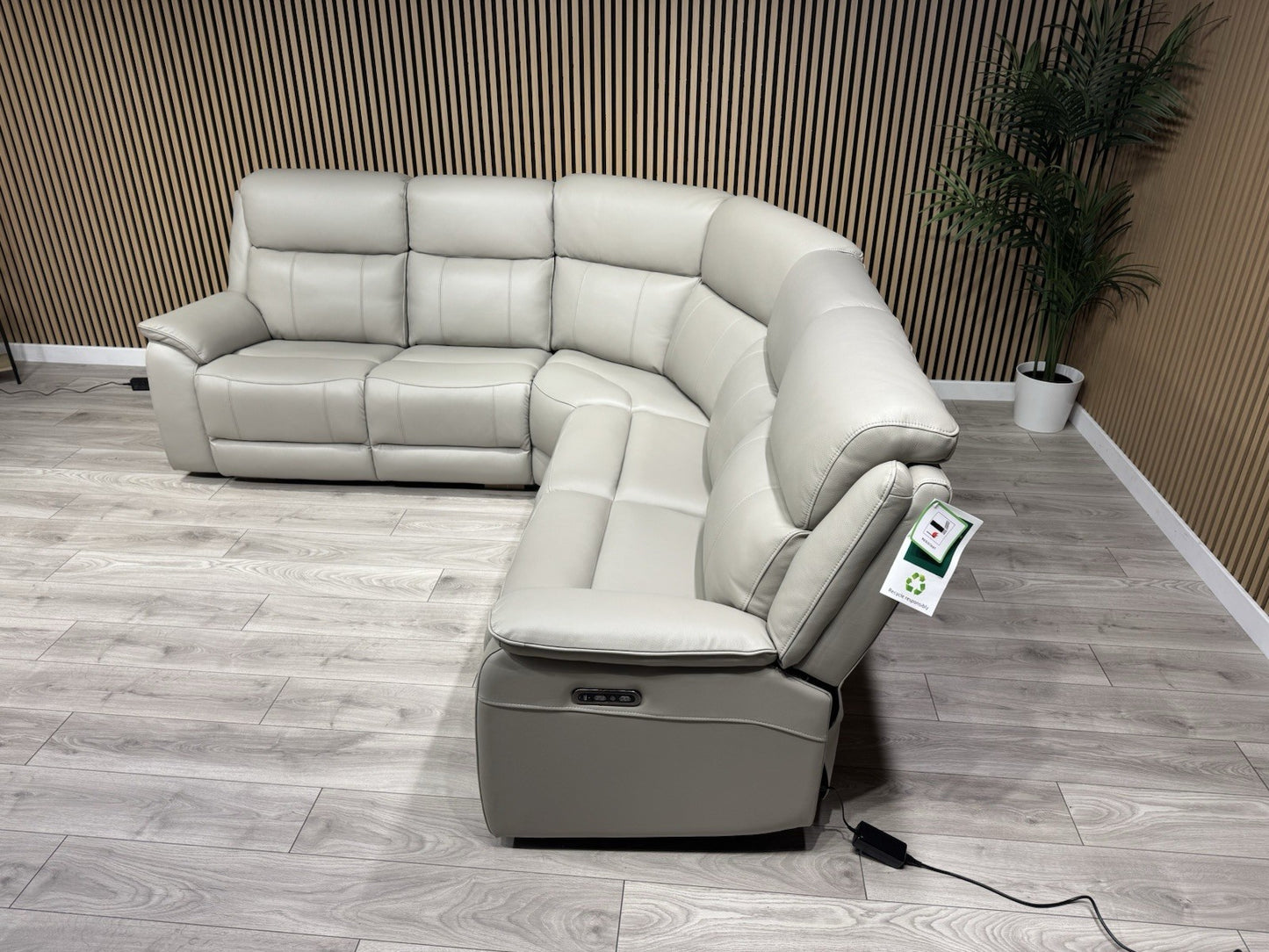 Furniture Village MORENO Style Leather Power Recliner Corner Sofa - RRP £3,395