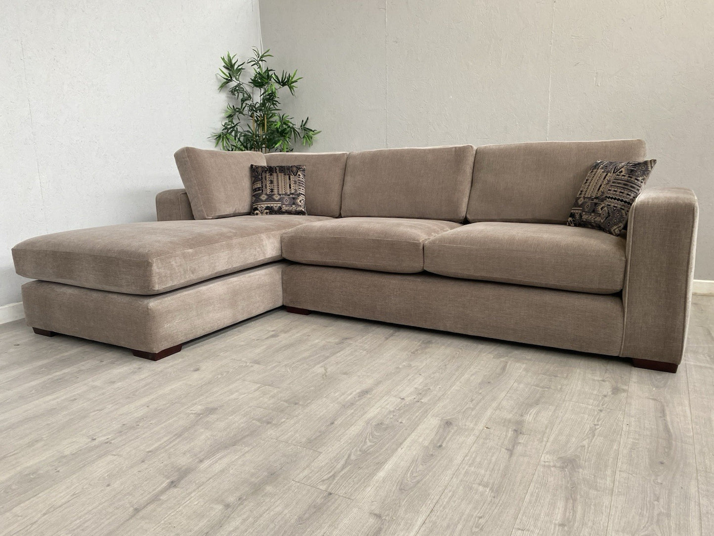 DFS - LAMBOURN Style Fabric LHF Large Chaise Corner Sofa - RRP £2,999