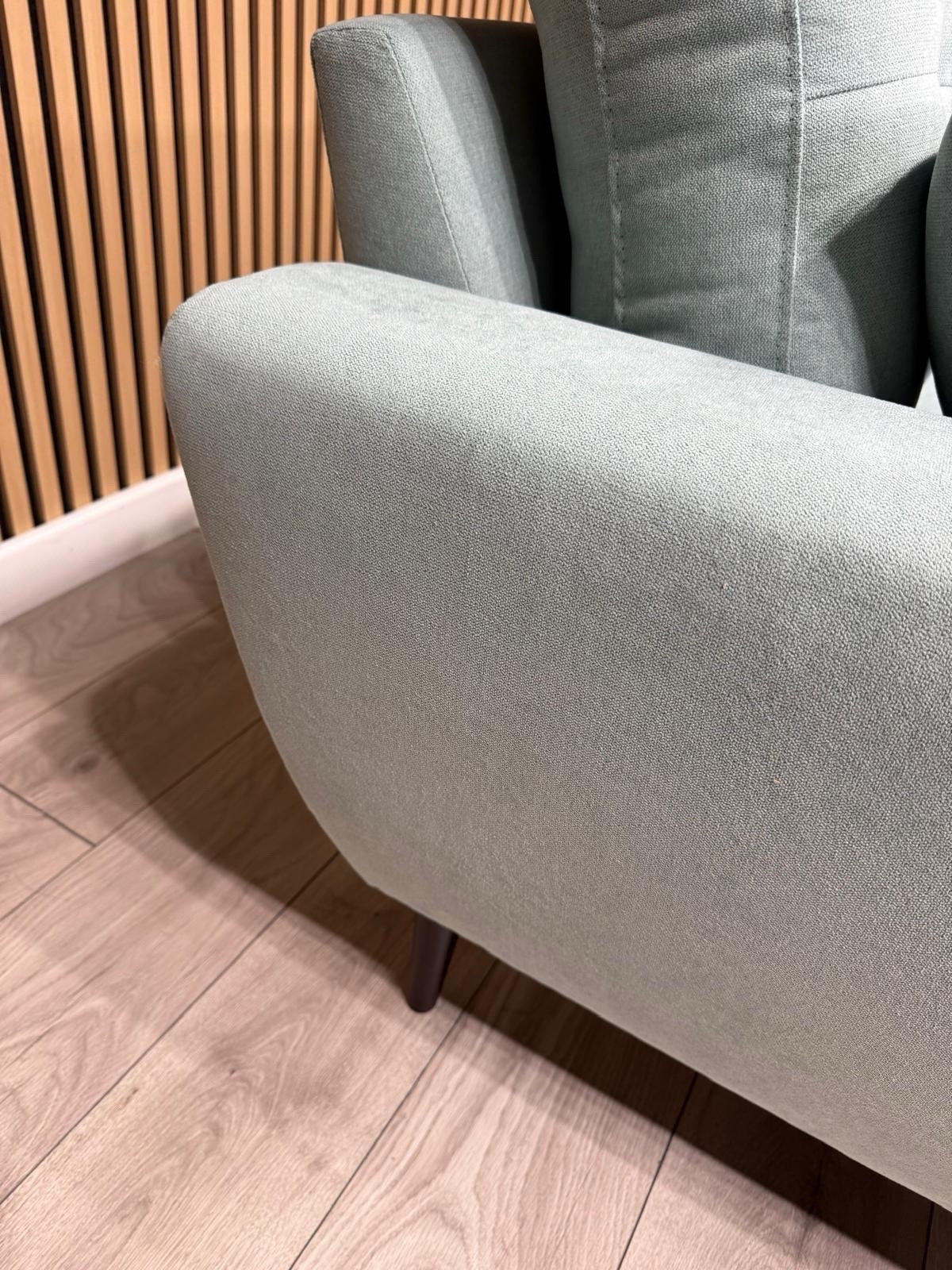 Laura Ashley - 3 Seater Chaise Sofa RRP £1699