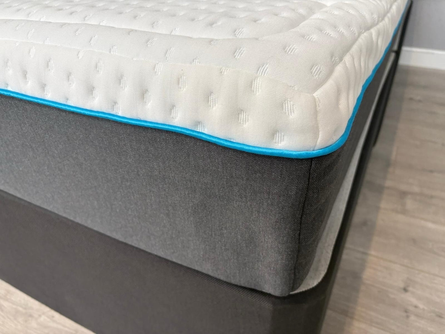 MLILY Arctic Ortho 1800 Cool Gel Hybrid 5ft Kingsize Mattress - RRP £867