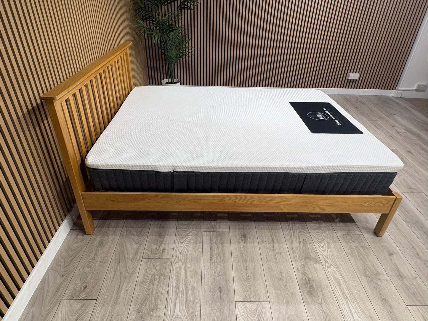 5ft Kingsize Wooden Bed Frame + Emma Original Mattress Set