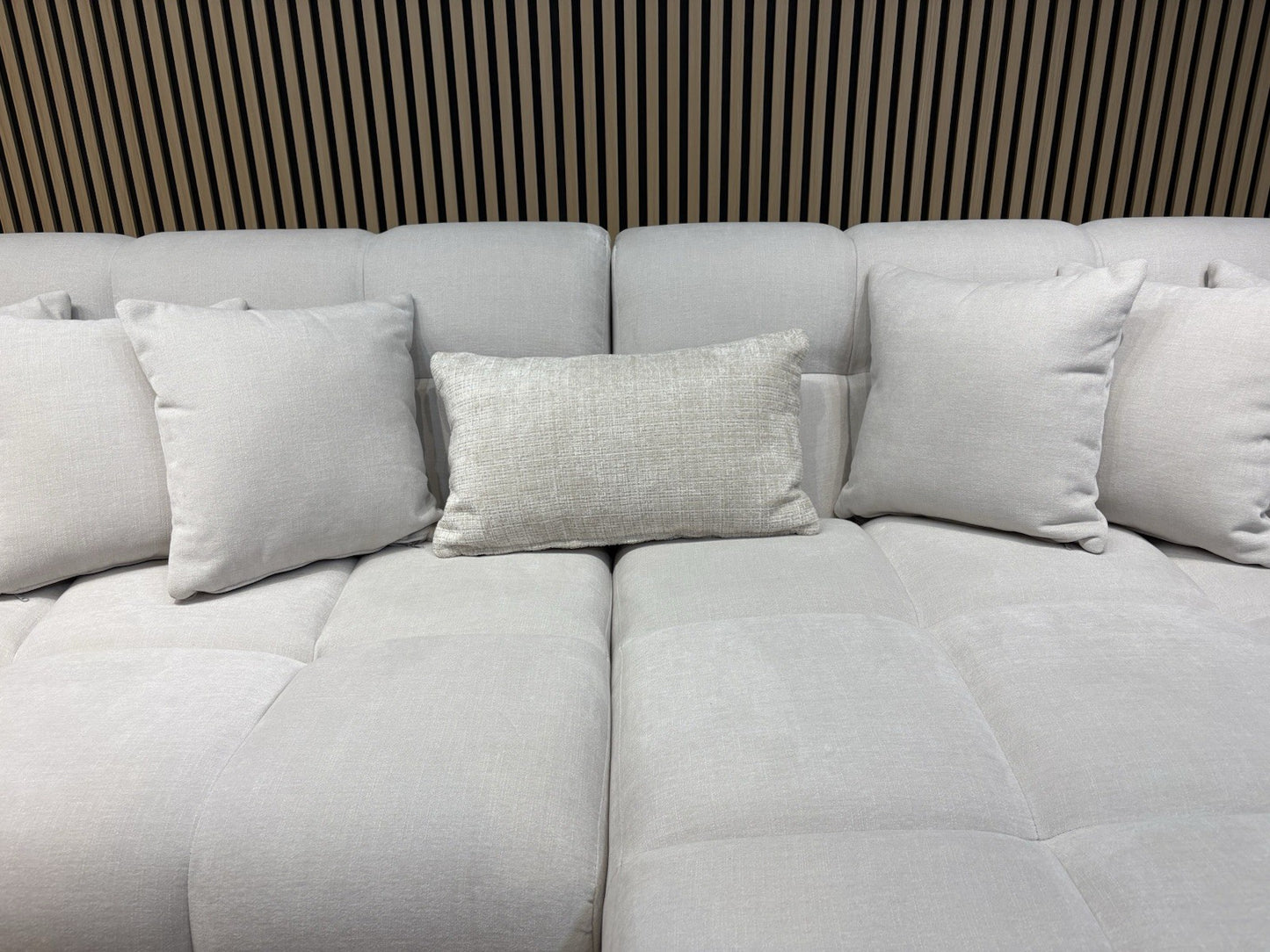 EVE CLOUD Large Fabric 3 Seater RHF Chaise Corner Sofa - RRP £2,299