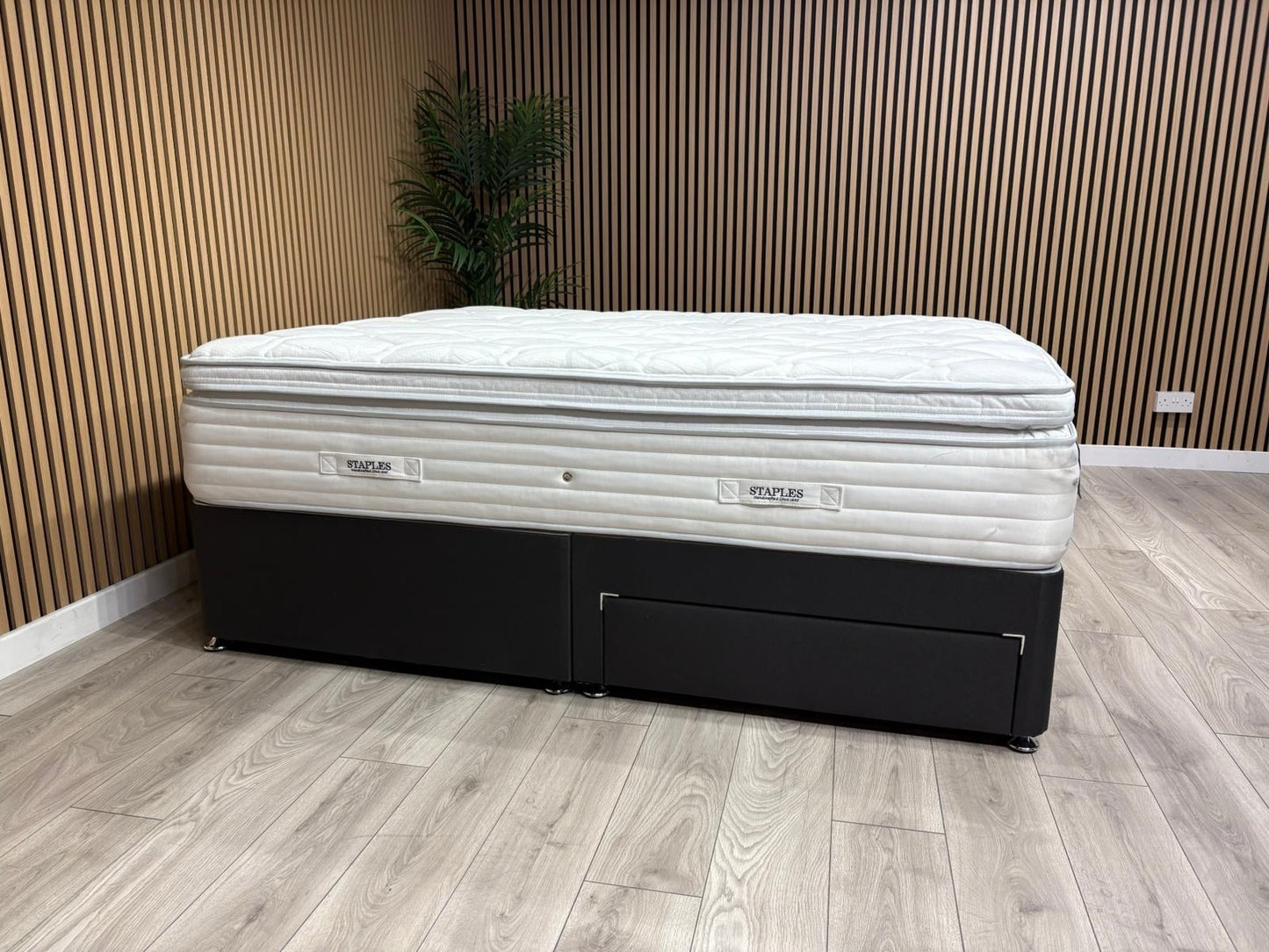 Staples and Co Eco Revitalise Pocket 3800 Mattress, 6ft Superking - RRP £1,899