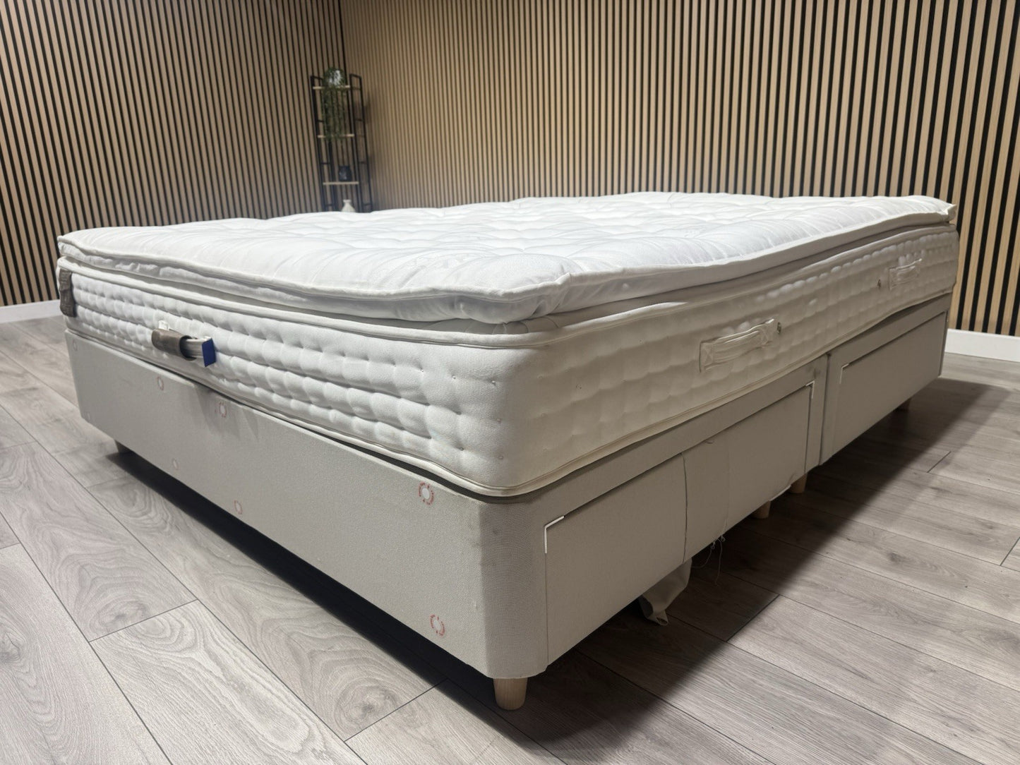 Staples and Co Artisan OPULENCE Extra Firm Mattress, EU Kingsize - RRP £1,599