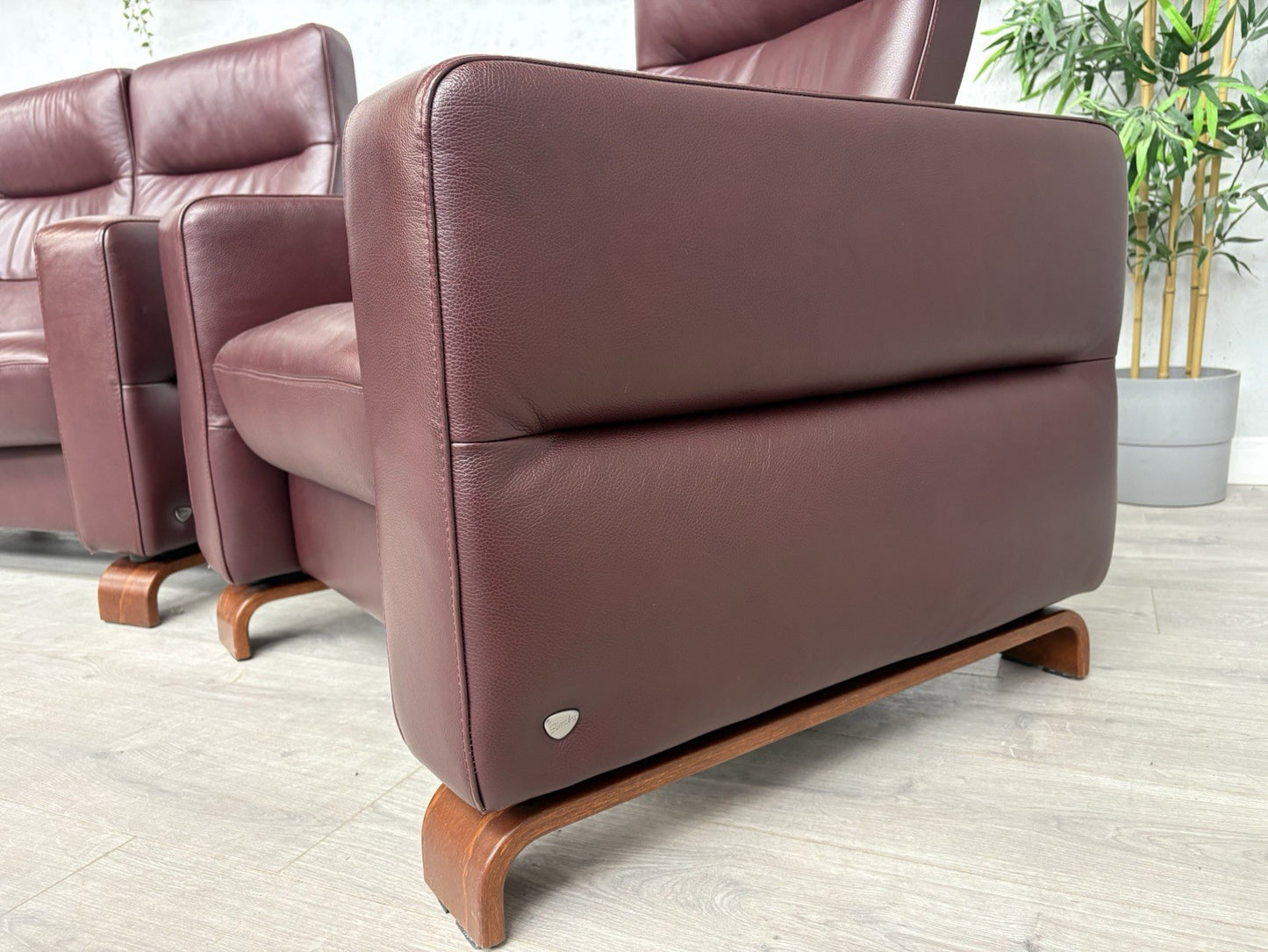 Stressless WAVE Leather High Back 2 Seater Sofa + Armchair - RRP £4,998