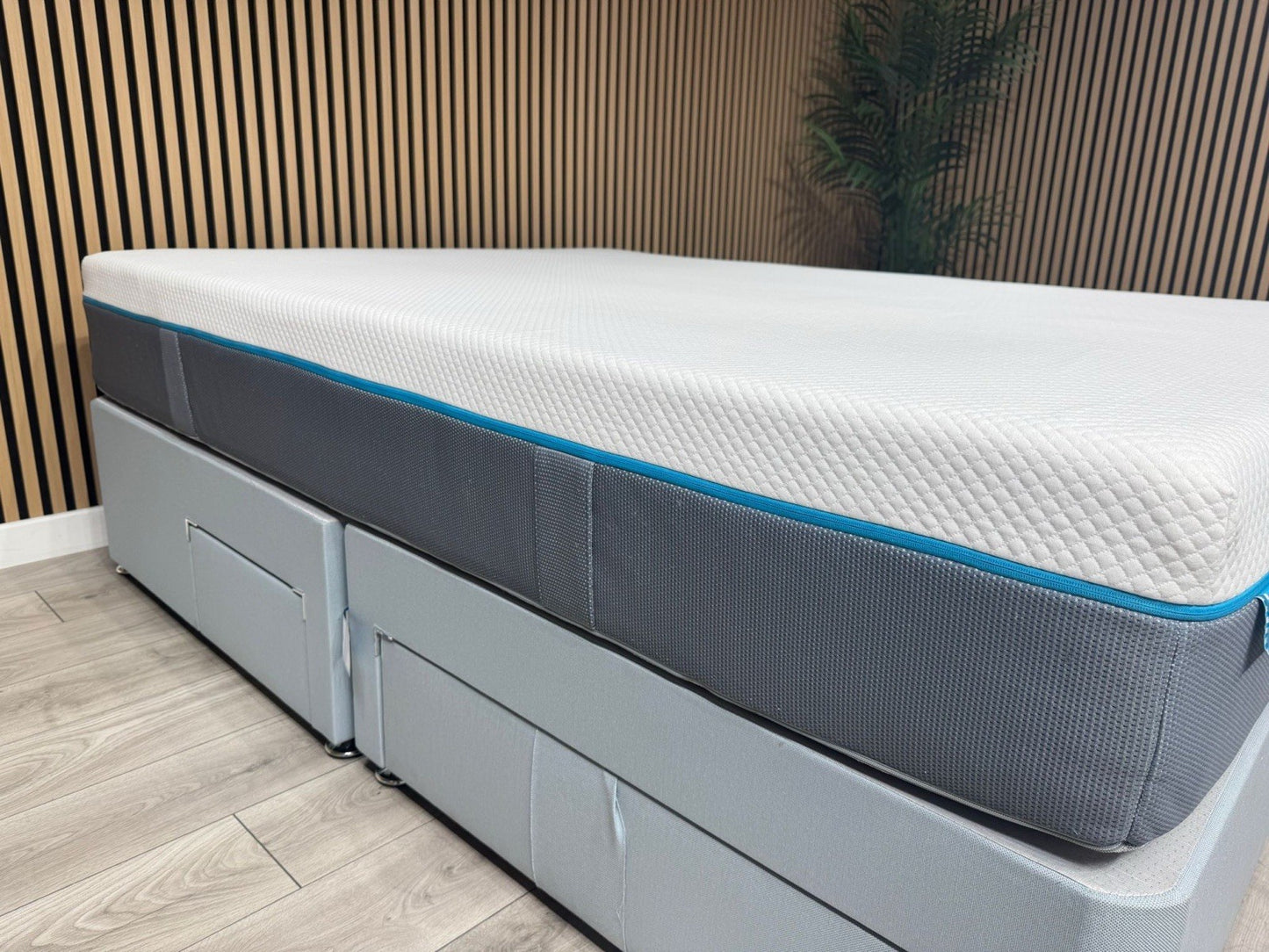 SIMBA Hybrid 5ft Kingsize Mattress - RRP £899