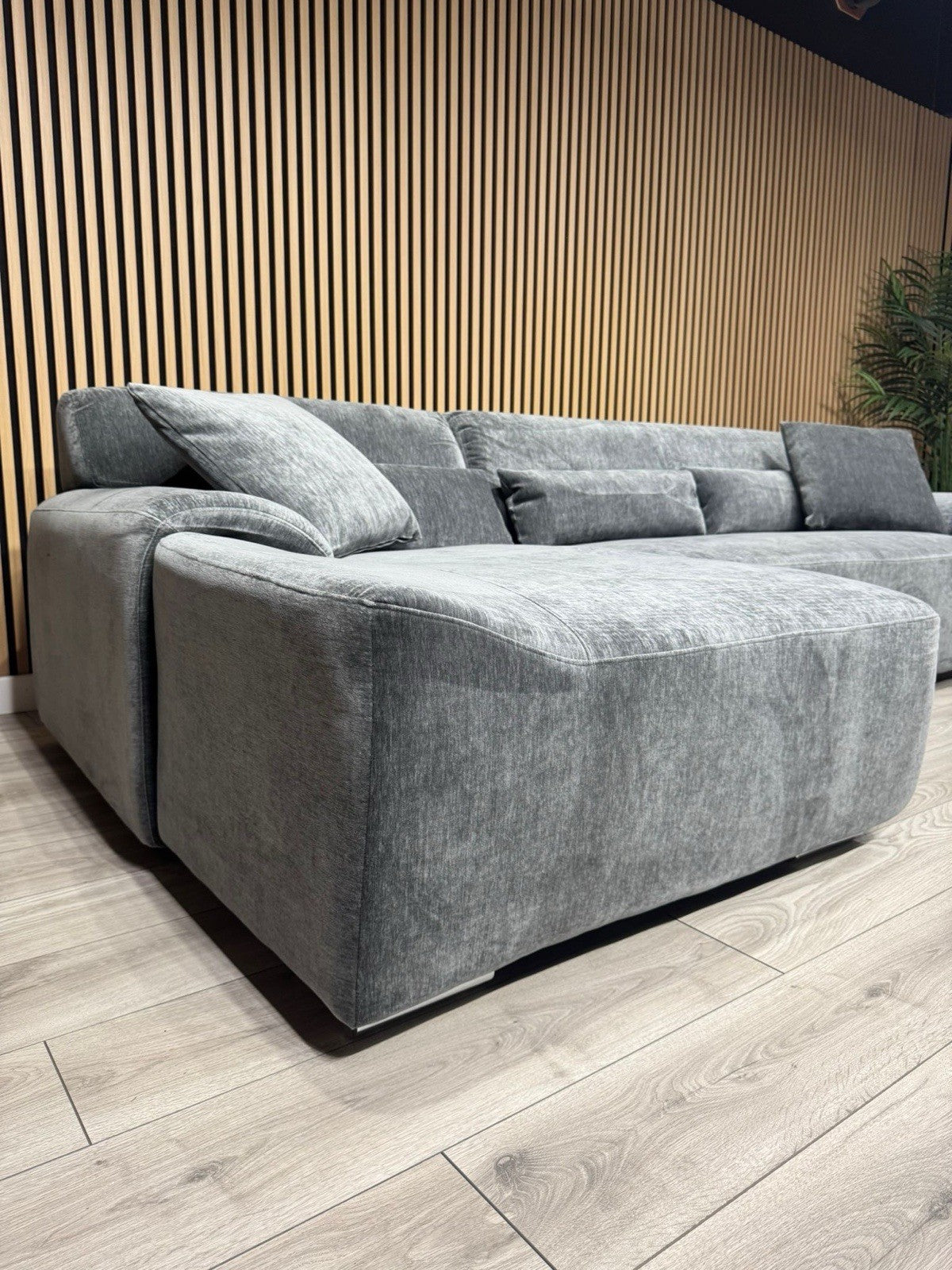 MODENA Large Fabric LHF Open End Chaise Corner Sofa - RRP £2,499