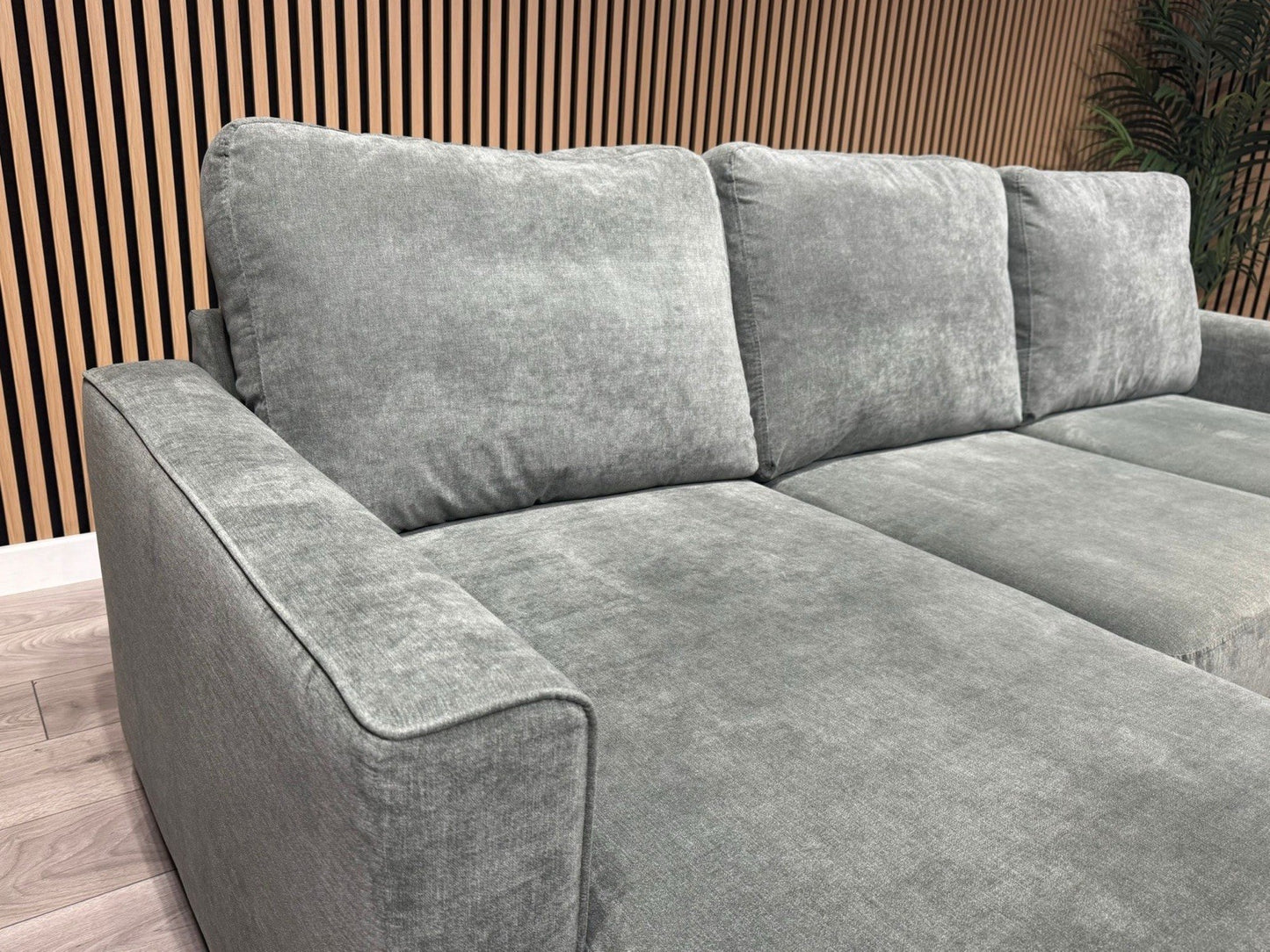 Furniture Village ESPRIT Fabric LHF Storage Chaise Corner Sofa - RRP £1,395
