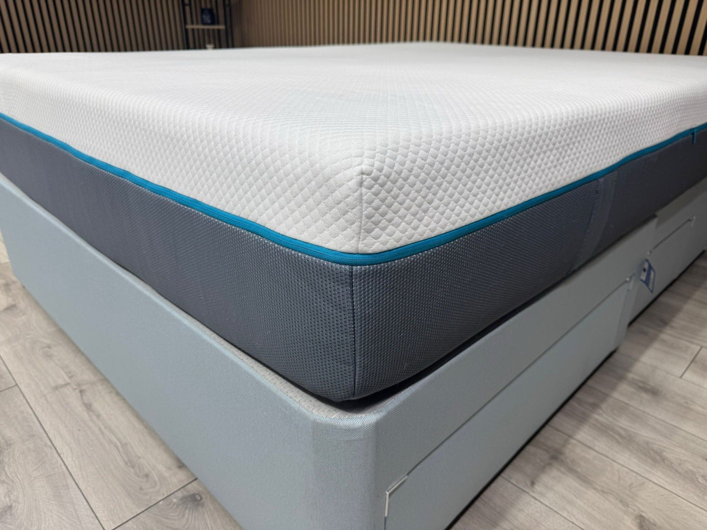 SIMBA Hybrid 5ft Kingsize Mattress - RRP £899