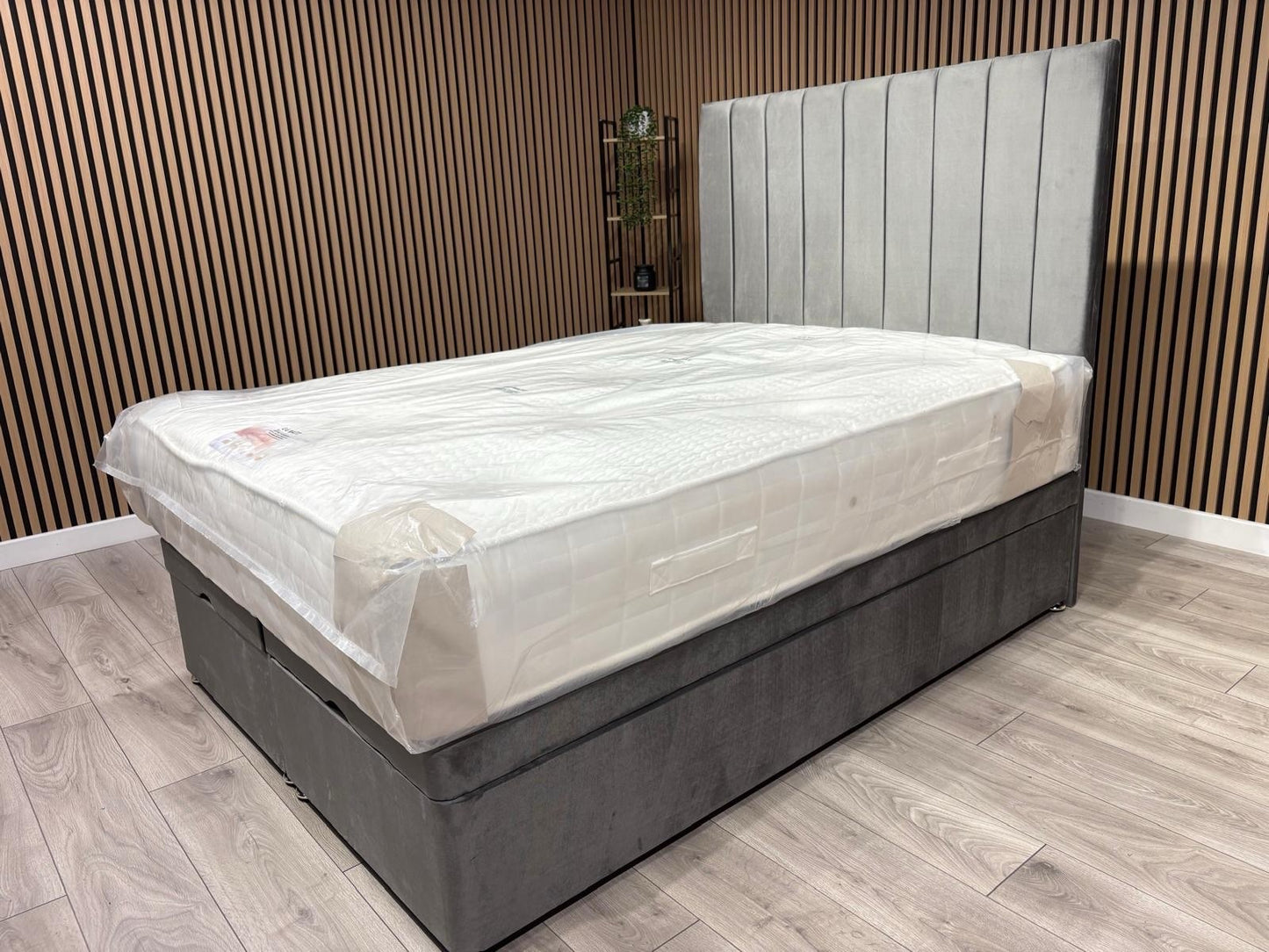 SUPREME Ottoman Divan Set with 2000 Pocket Mattress + Headboard, 4ft 6 Double