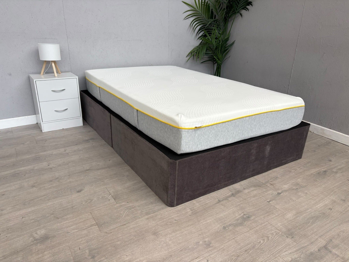 EVE Hybrid Duo 4ft Small Double Mattress, Medium - RRP £599