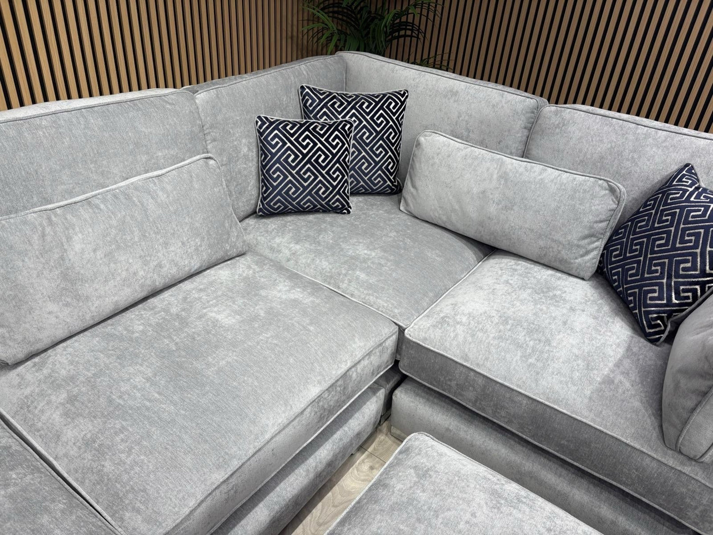 Sofology CAVALLI Style Fabric 3 Corner 1.5 Sofa + Footstool, Silver - RRP £5398