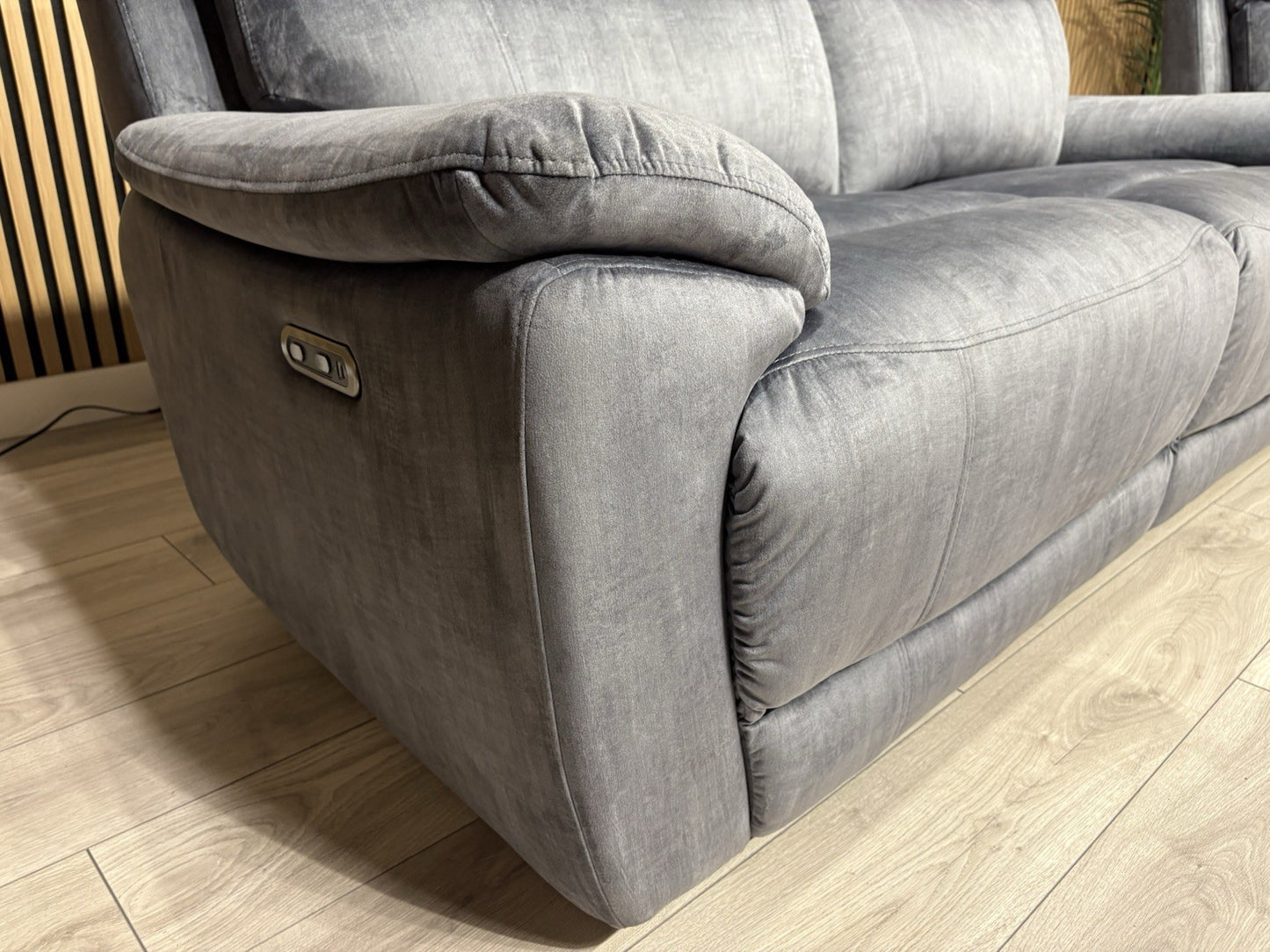 Furniture Village SLOANE Fabric 3 Seater Power Recliner Sofa - RRP £1,095
