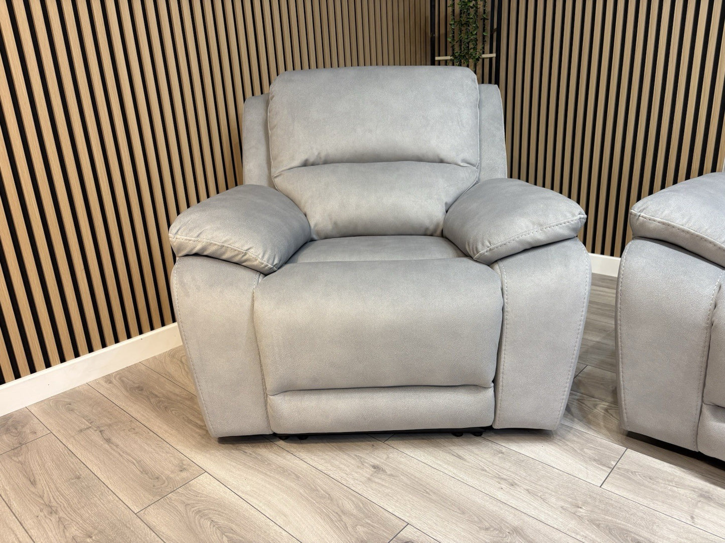ScS SPENCER Fabric 3 + 2 Seater Sofas + Armchair, Power Recliners - RRP £3,897