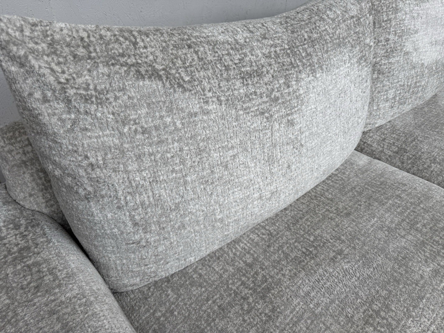 Furniture Village Boutique Pandora 4 Seater Split Sofa + Snuggler RRP £4895
