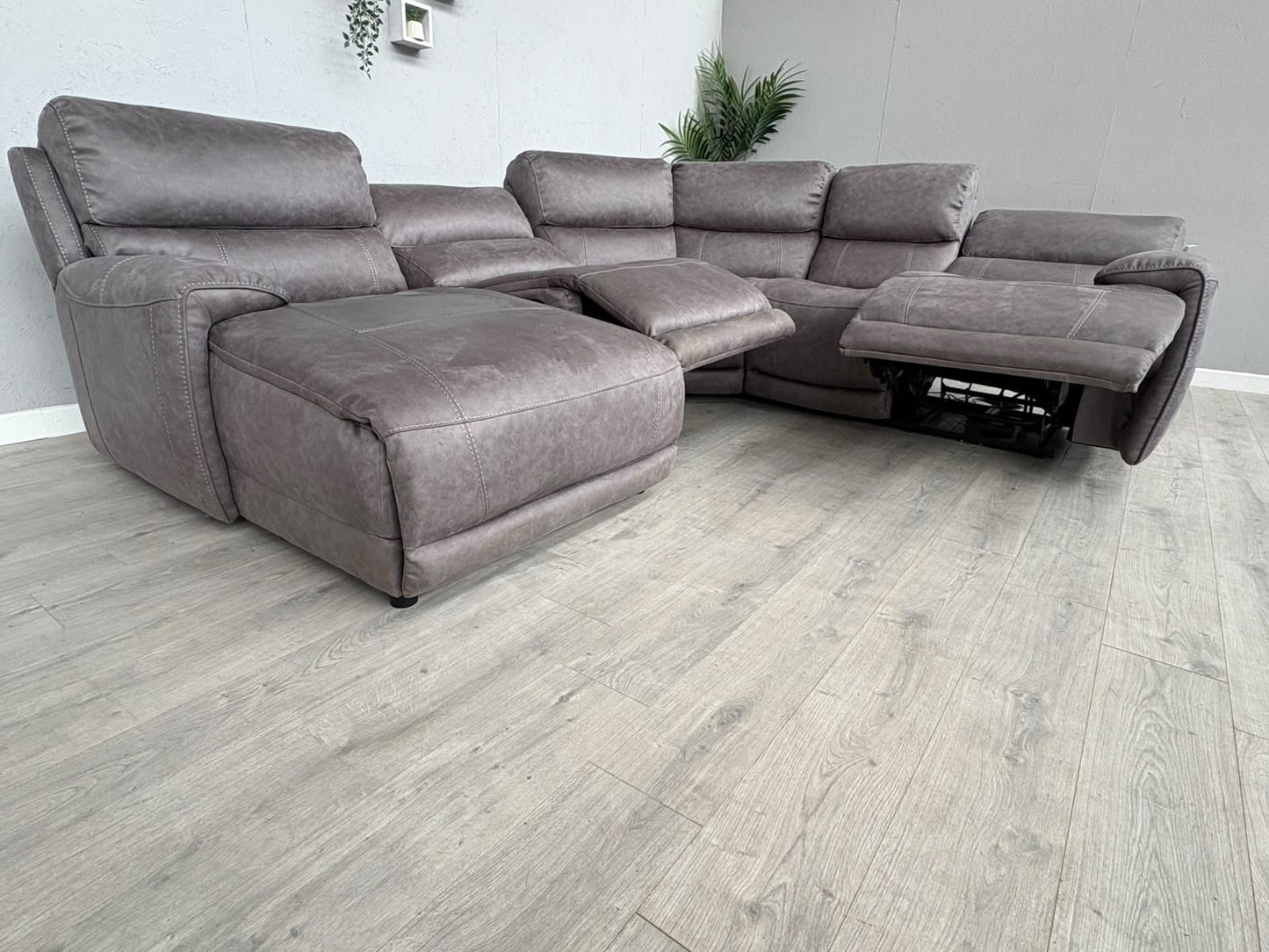 F.V LINK Fabric Corner Chaise Power Sofa, READ DESCRIPTION - RRP £2795