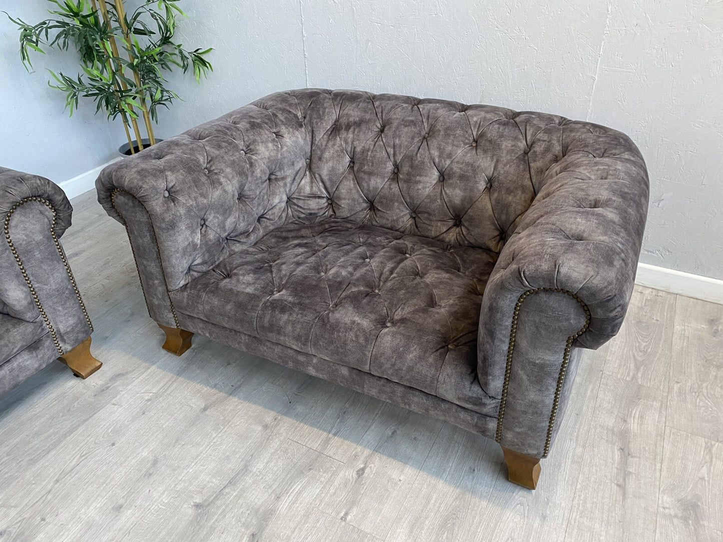 Alexander & James VIVIENNE Fabric Chesterfield 4 Seater Sofa + Snuggler Armchair