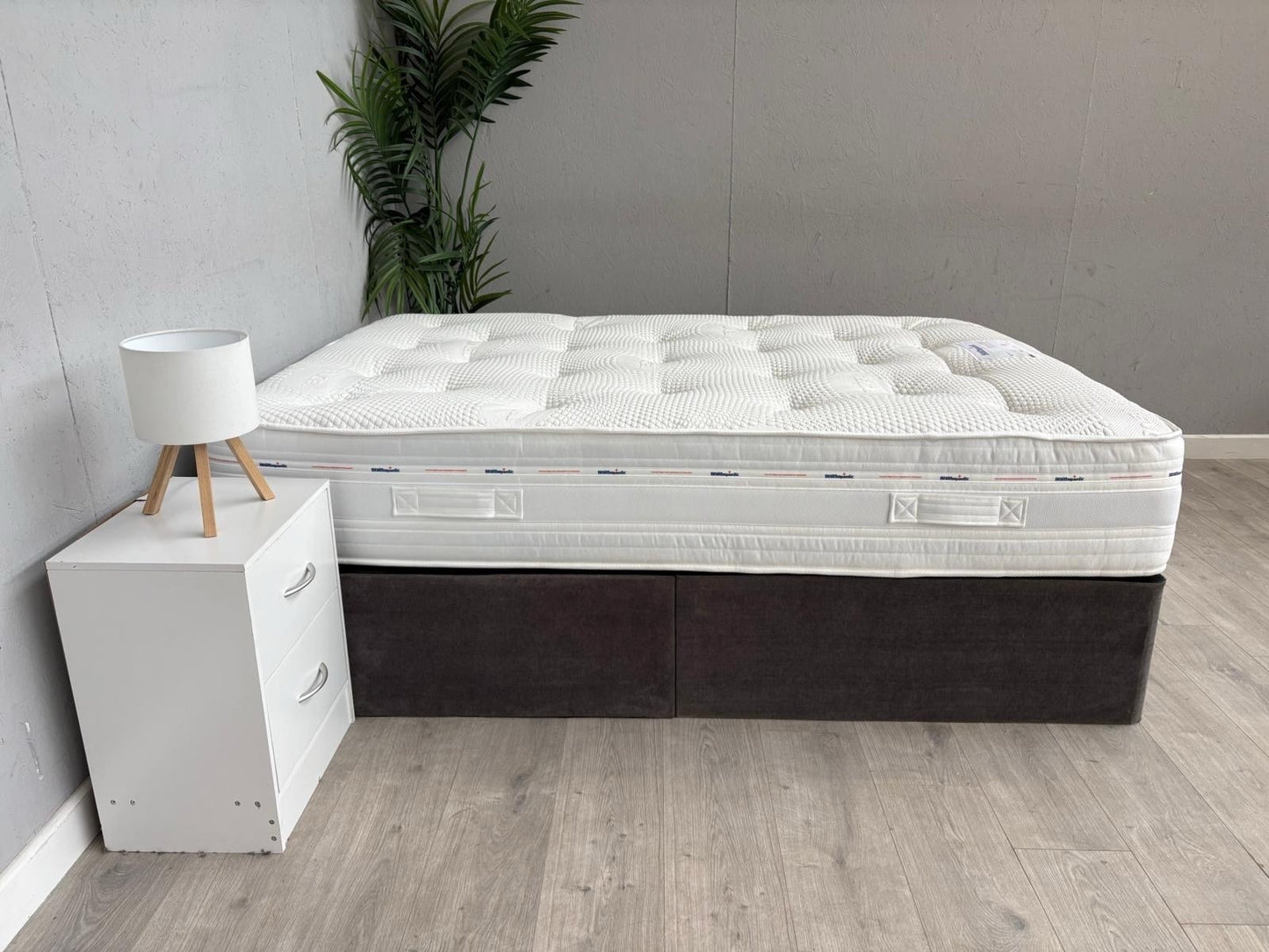 Healthopaedic TENCEL 2000 Pocket Zero Gravity 4ft 6 Double Mattress - RRP £899