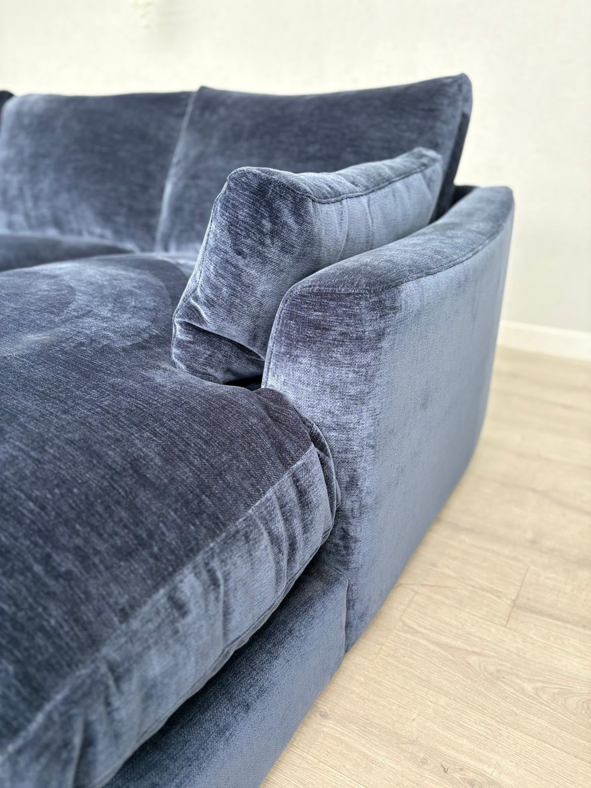 Westbridge PARKER / Sofology CAVALLI Style Fabric Chaise Corner Sofa - RRP £4999