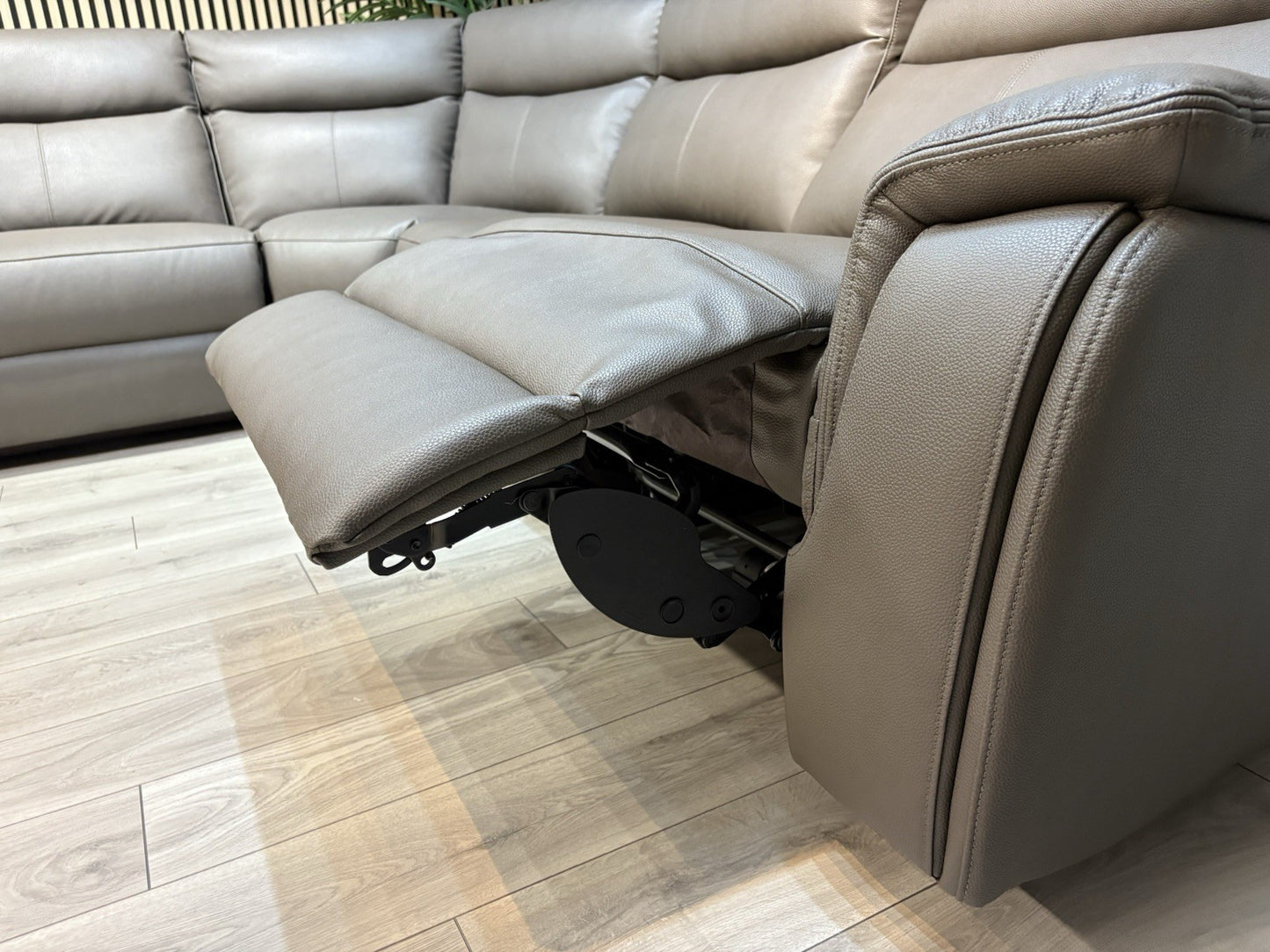ScS - MAVERICK Fabric XL Modular 3 Corner 2 Sofa, Power Recliners - RRP £3,999