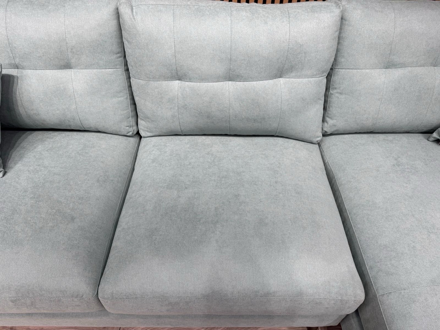 Laura Ashley - 3 Seater Chaise Sofa RRP £1699