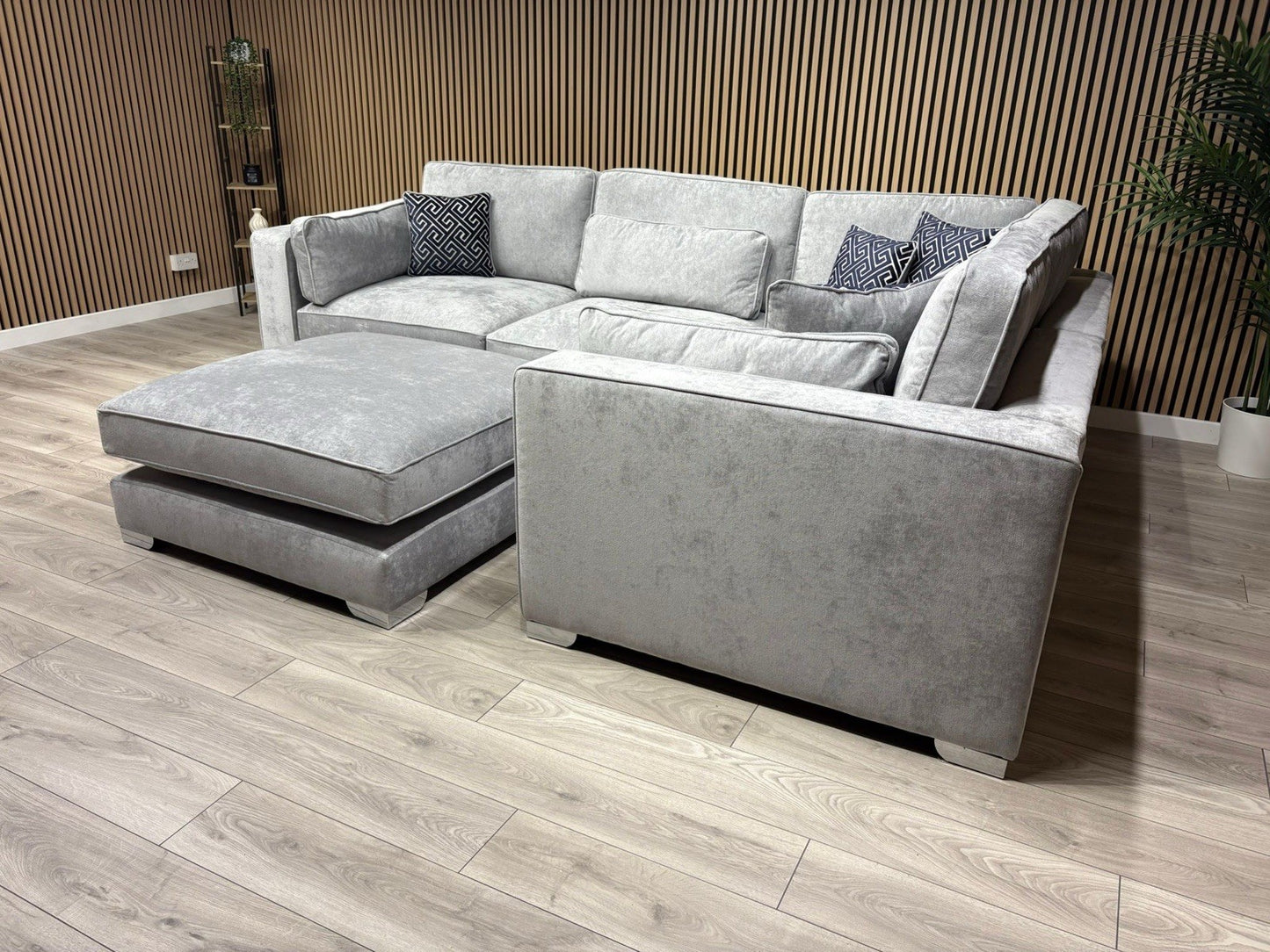 Sofology CAVALLI Style Fabric 3 Corner 1.5 Sofa + Footstool, Silver - RRP £5398