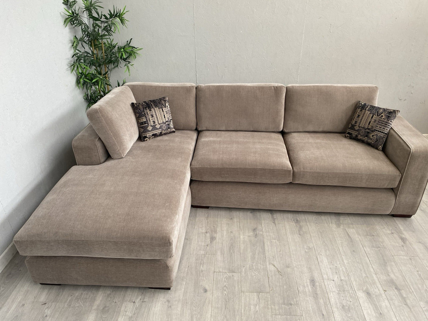 DFS - LAMBOURN Style Fabric LHF Large Chaise Corner Sofa - RRP £2,999