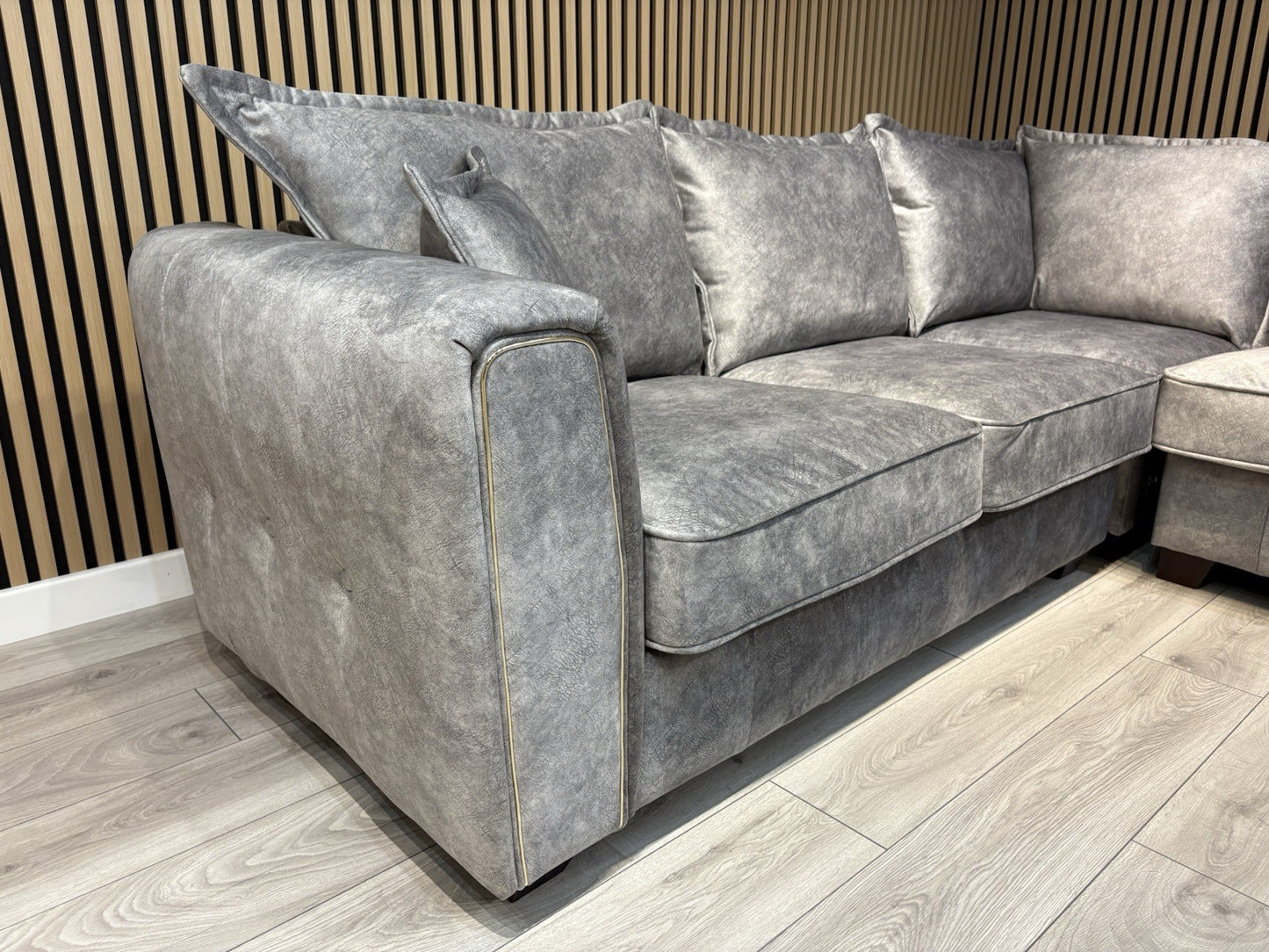 Furniture Village ARIANA Style Small Fabric 2 Corner 2 Sofa - RRP £2,995